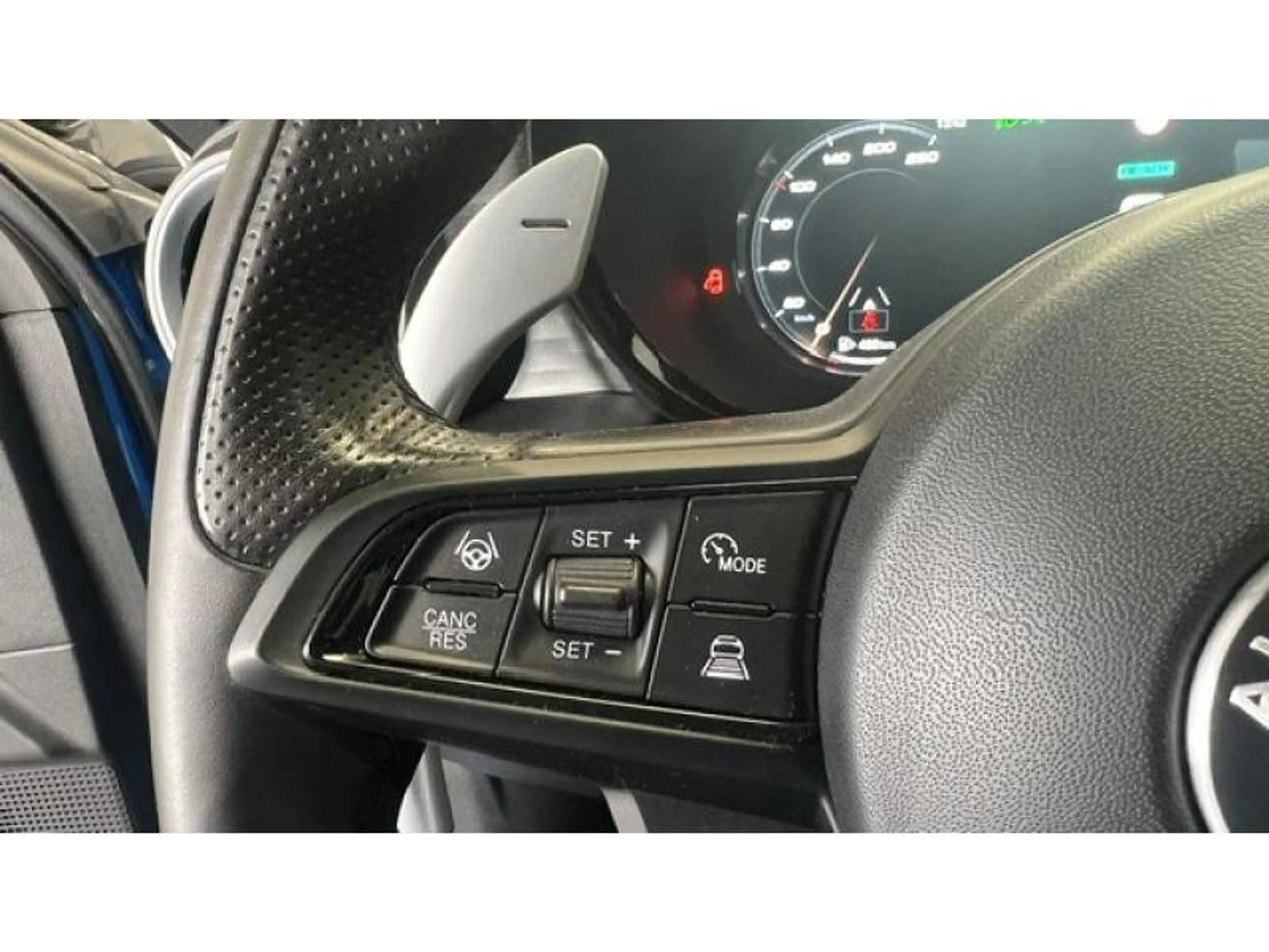 Alfa Romeo Tonale PHEV 1.3 Q4 Veloce — photo 13