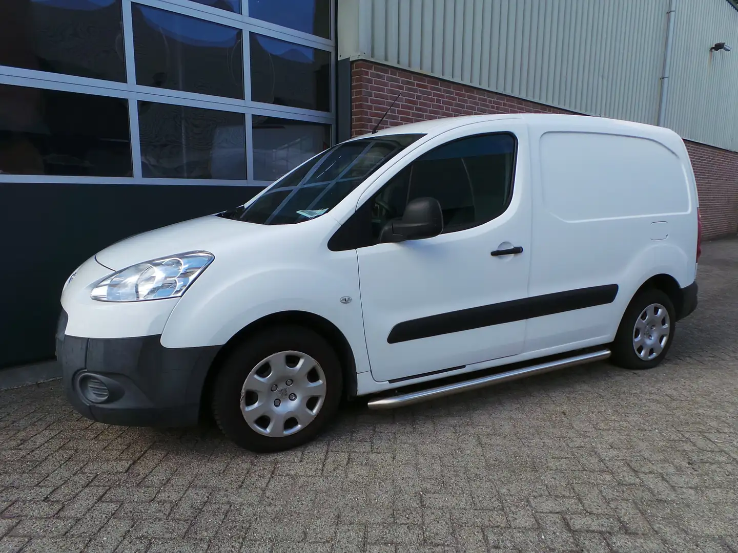 Peugeot Partner 120 1.6 HDI L1 Airco,Schuifdeur,3pers Wit - 1