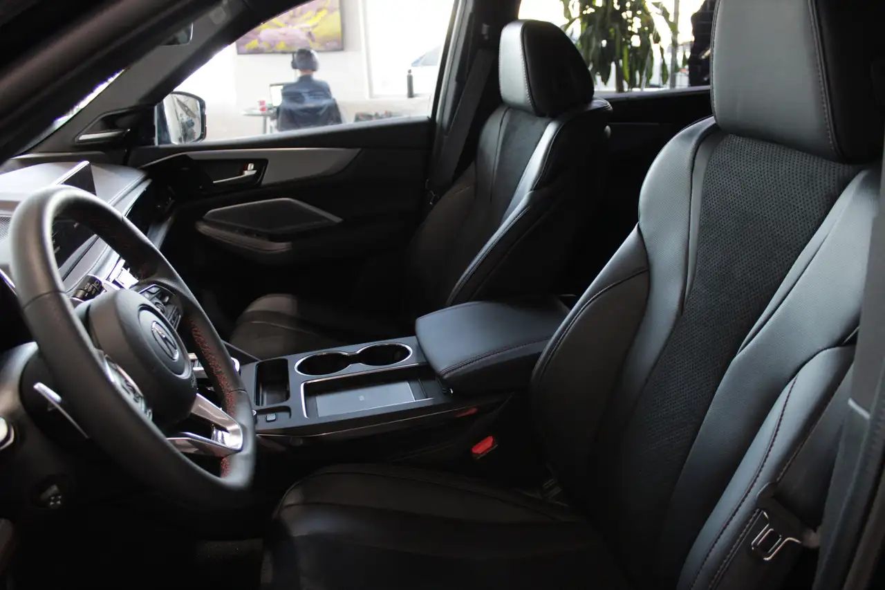 Acura MDX снимка Acura MDX