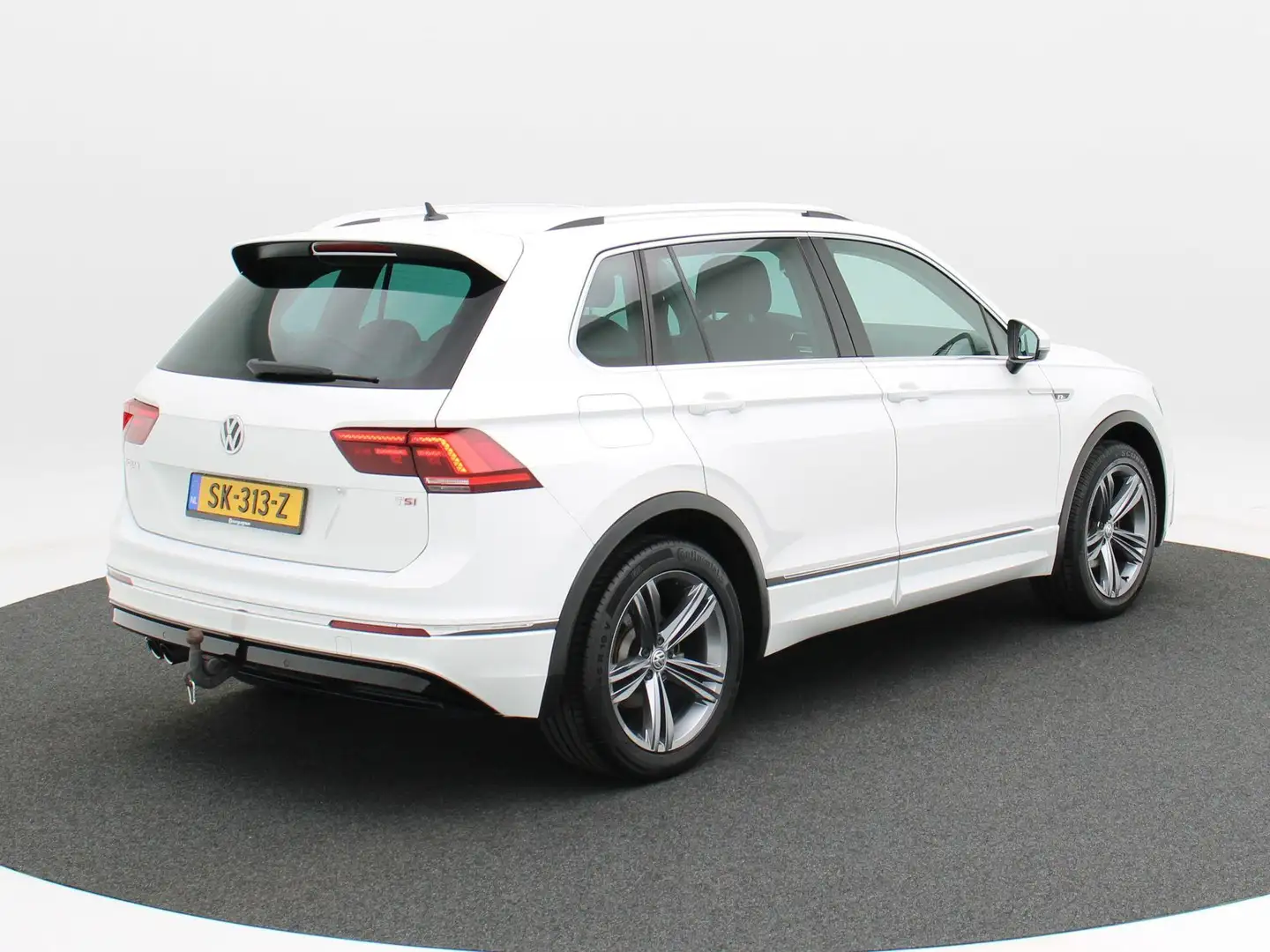 Volkswagen Tiguan 1.4 TSi 150 Pk Automaat R-Line | Adaptive Cruise | Wit - 2