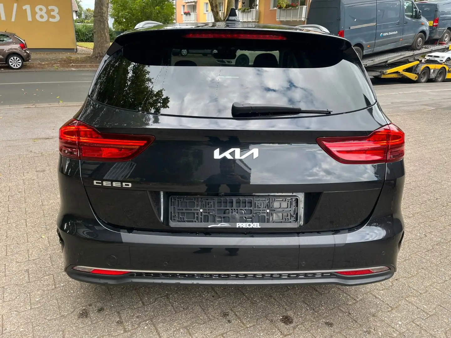 Kia Ceed SW / cee'd SW Ceed Sportswagon Platinum Edition PANO JBL AHK. Schwarz - 2