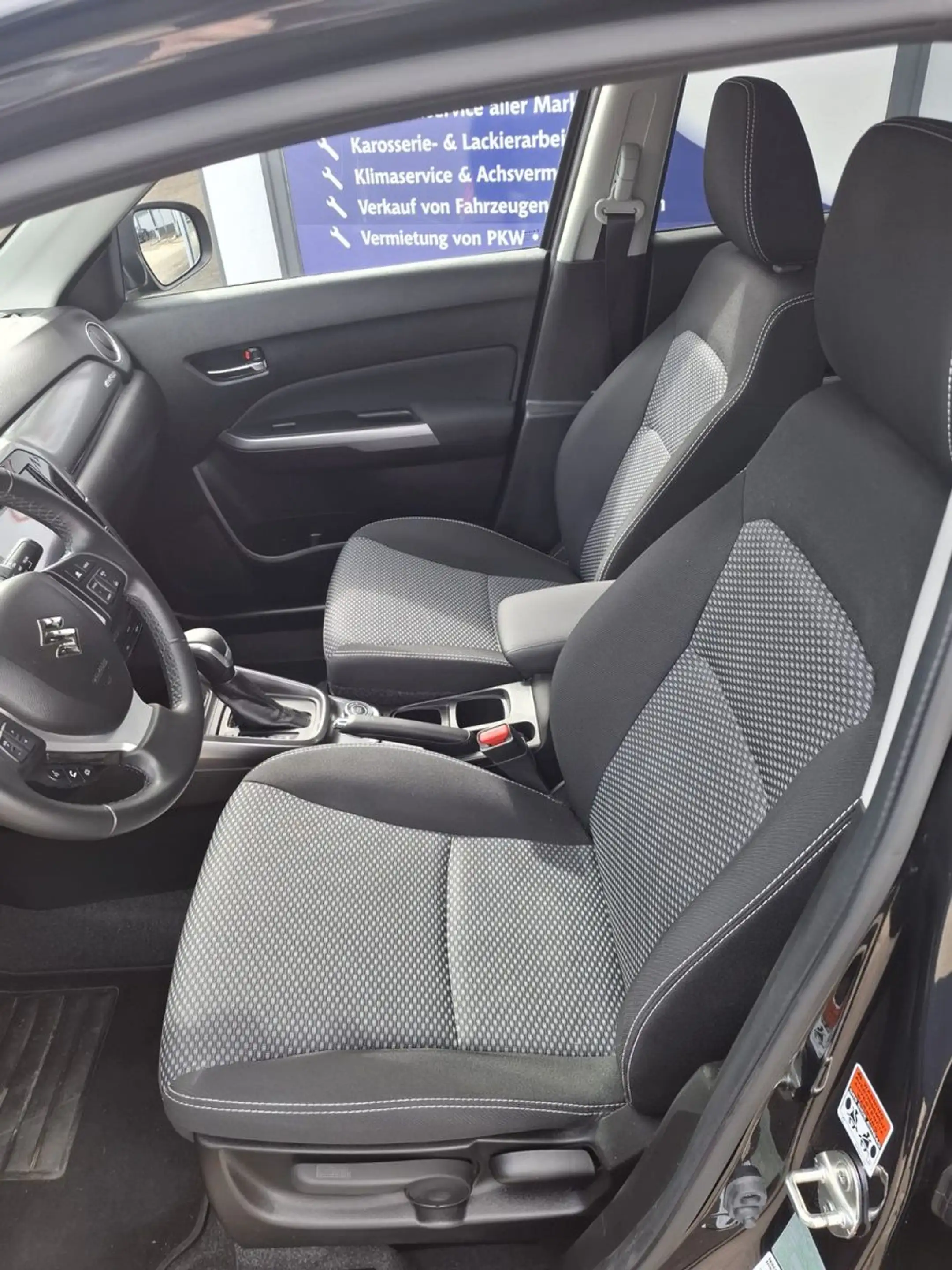 Suzuki Vitara 1,5 Dualjet Hybrid Allgrip AGS Comfort — photo 8
