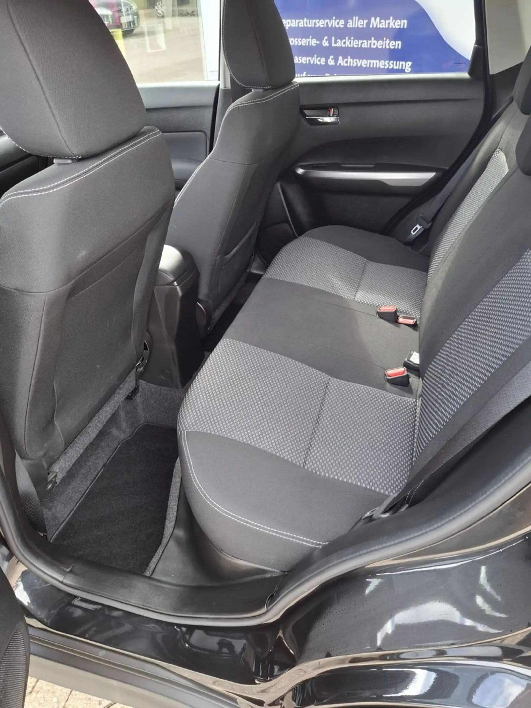 Suzuki Vitara 1,5 Dualjet Hybrid Allgrip AGS Comfort — photo 9