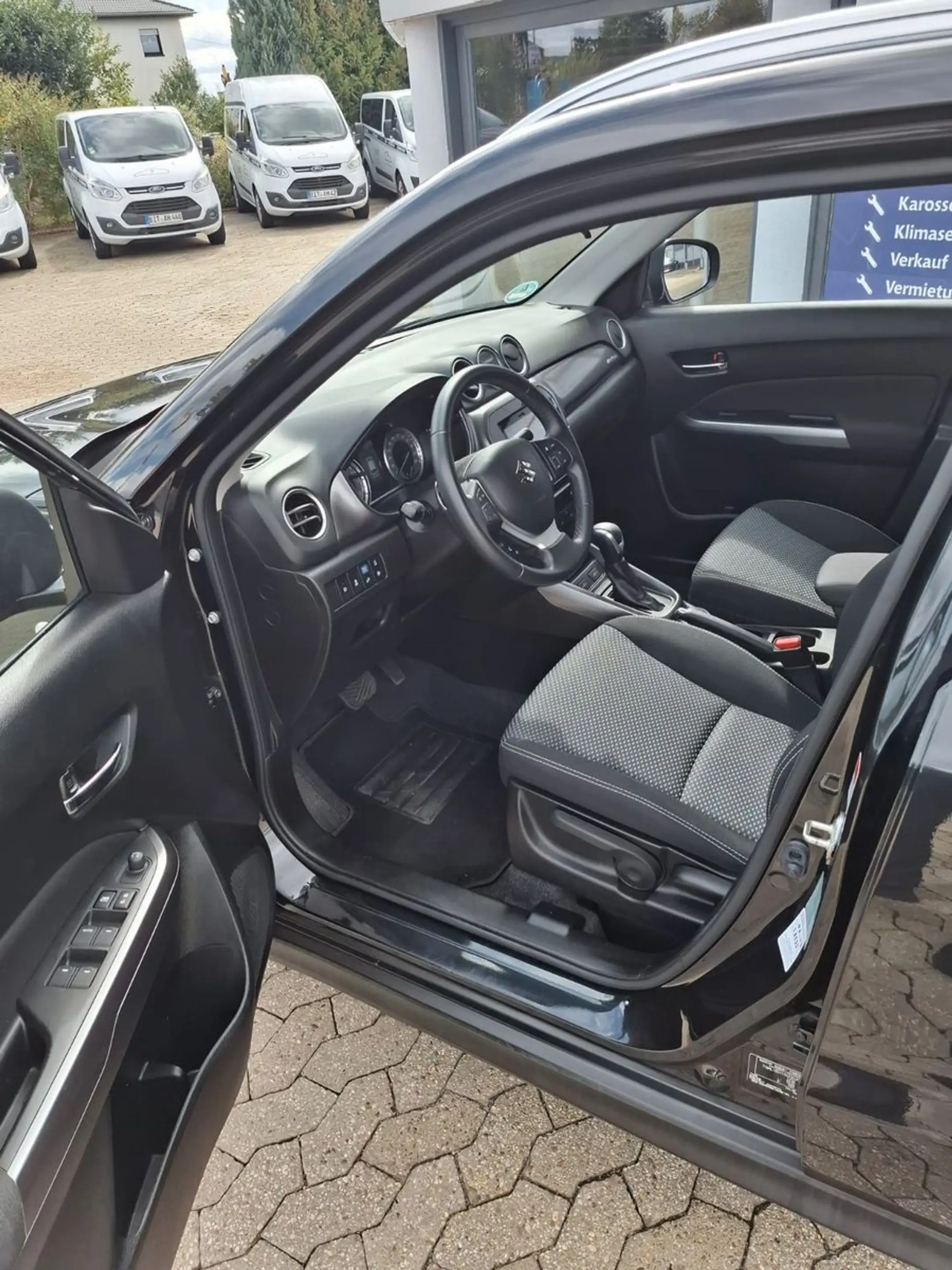 Suzuki Vitara 1,5 Dualjet Hybrid Allgrip AGS Comfort — photo 7