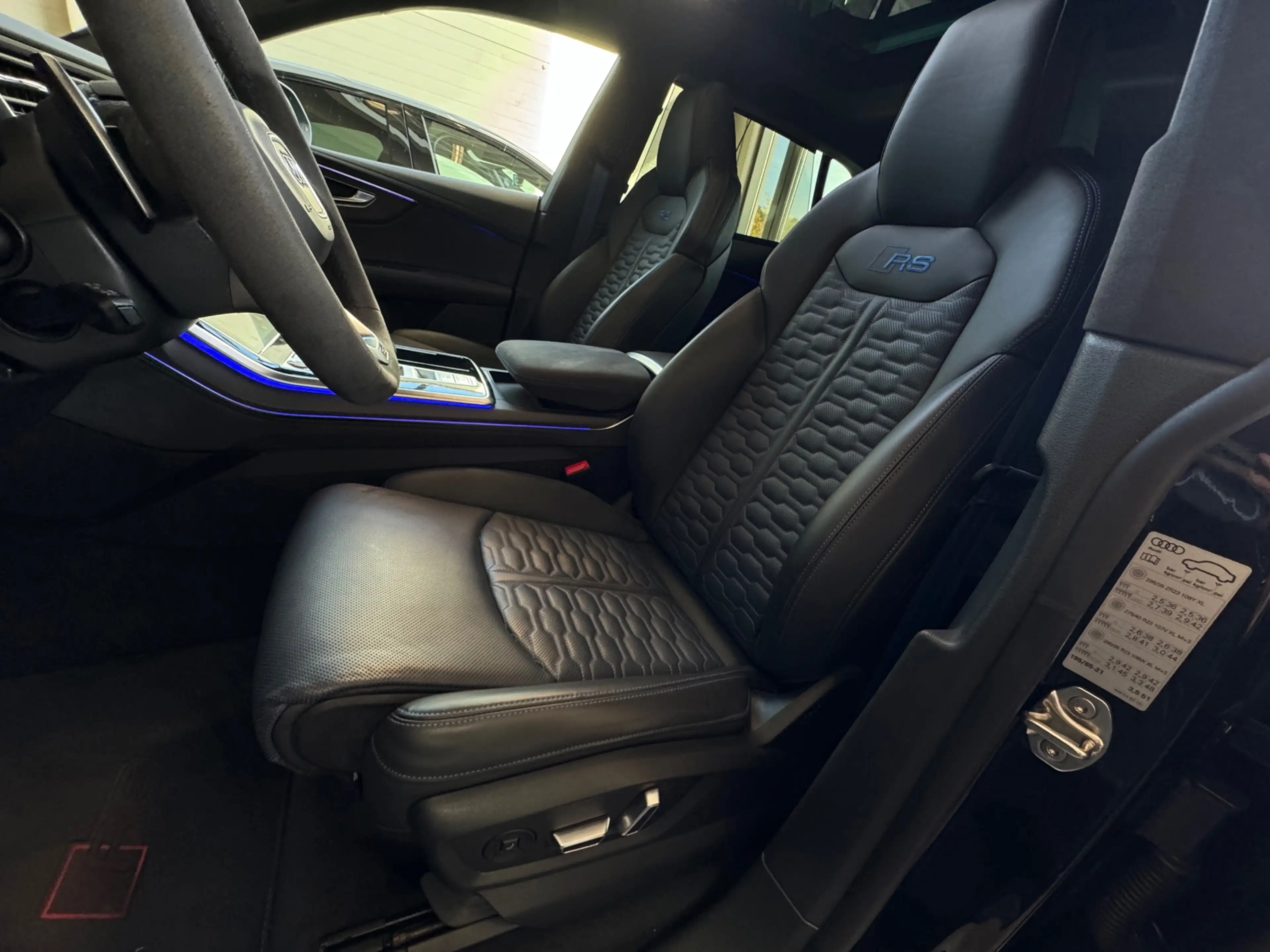 Audi RS Q8 RSQ8 4.0 TFSI quattro Performance Pano|Ceramic|Car — photo 12