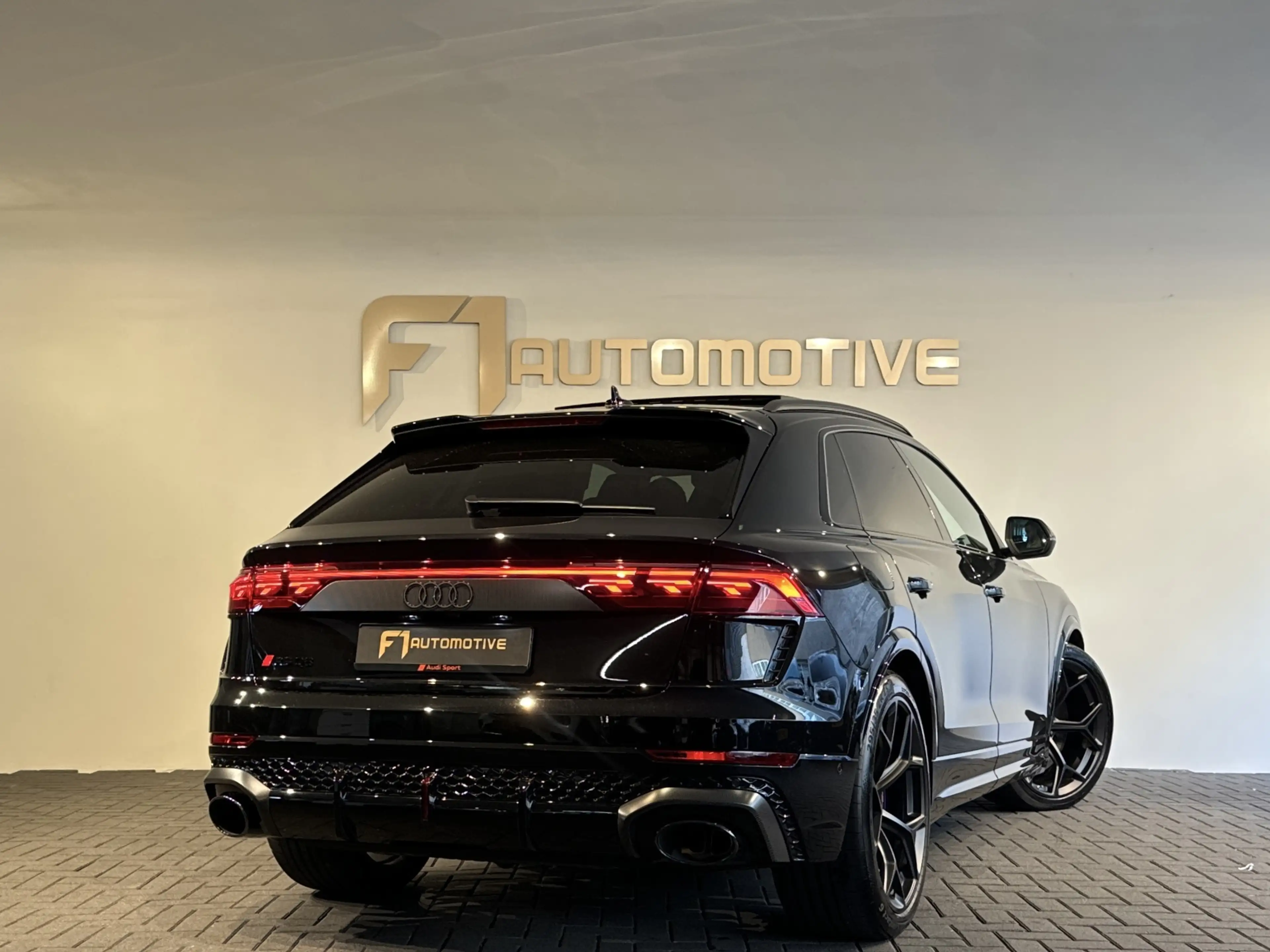 Audi RS Q8 RSQ8 4.0 TFSI quattro Performance Pano|Ceramic|Car — photo 4