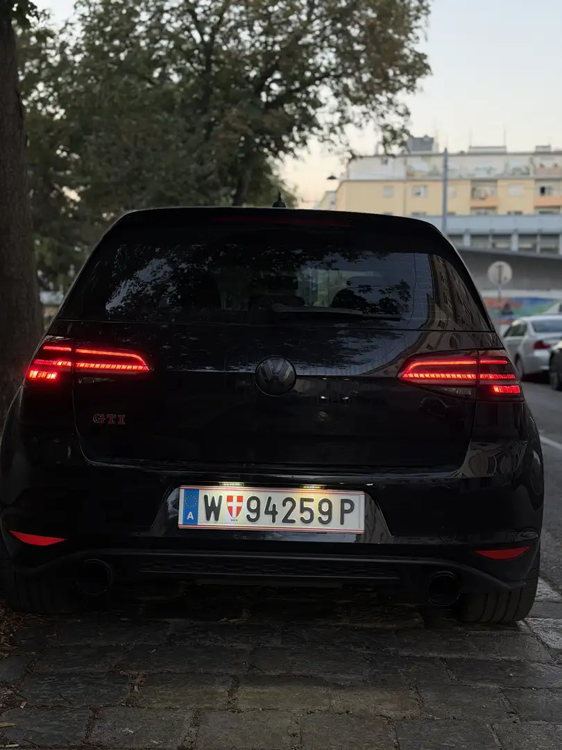 Volkswagen Golf GTI BlueMotion Technology DSG - 2