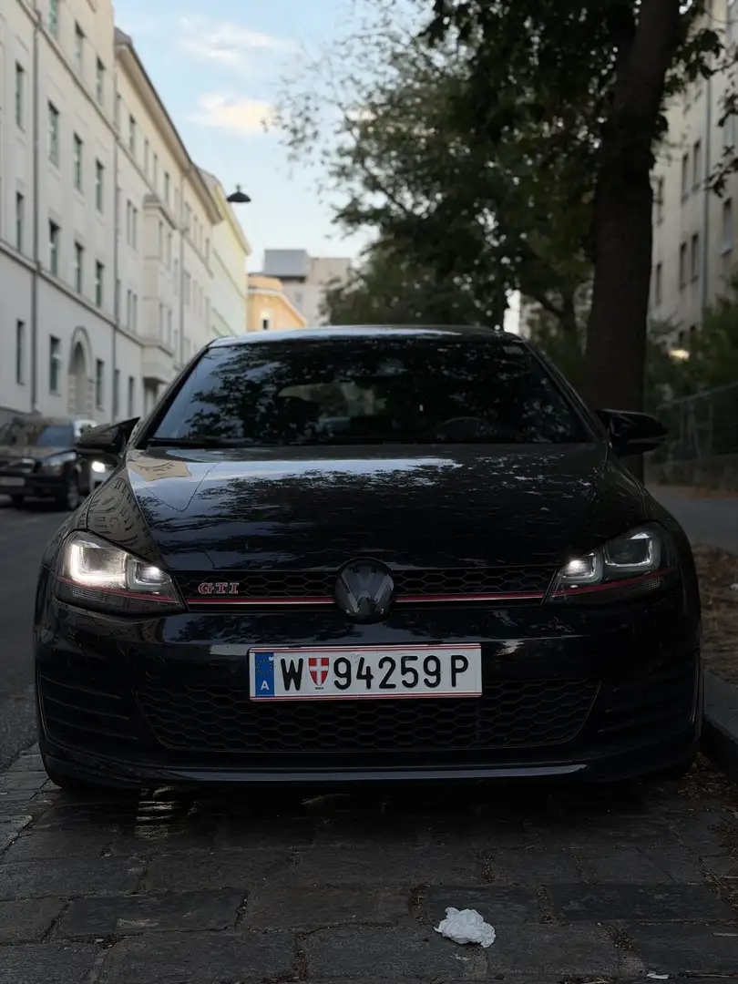 Volkswagen Golf GTI BlueMotion Technology DSG - 1