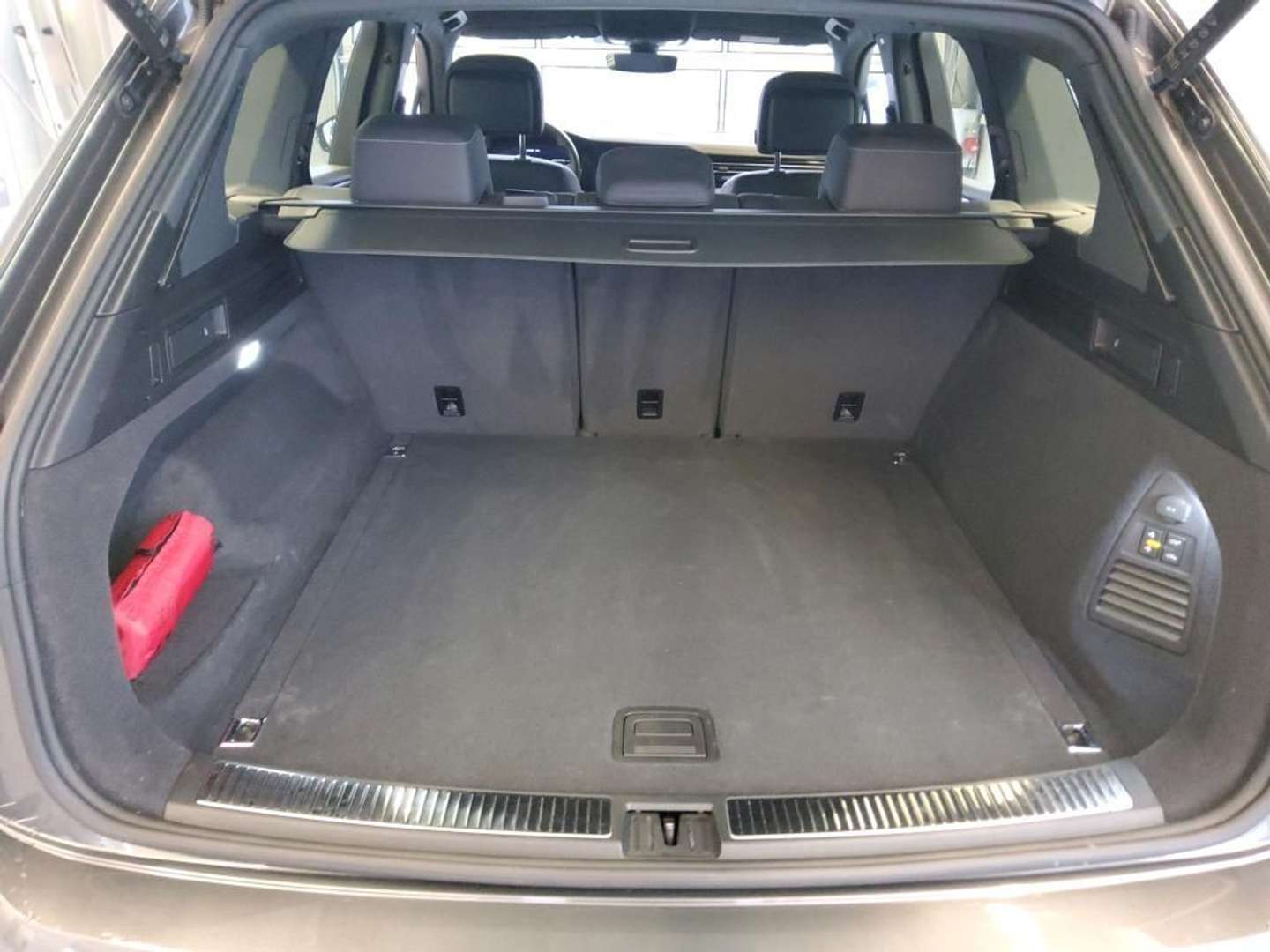 Volkswagen Touareg TDI 4Motion R-Line -  - Joinsteer - #3