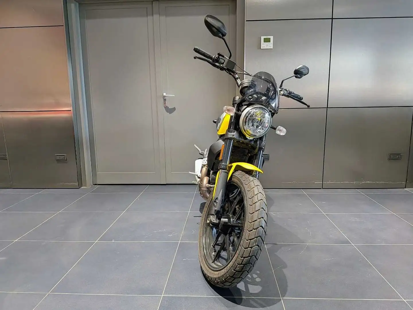 Ducati Scrambler ICON Amarillo - 2