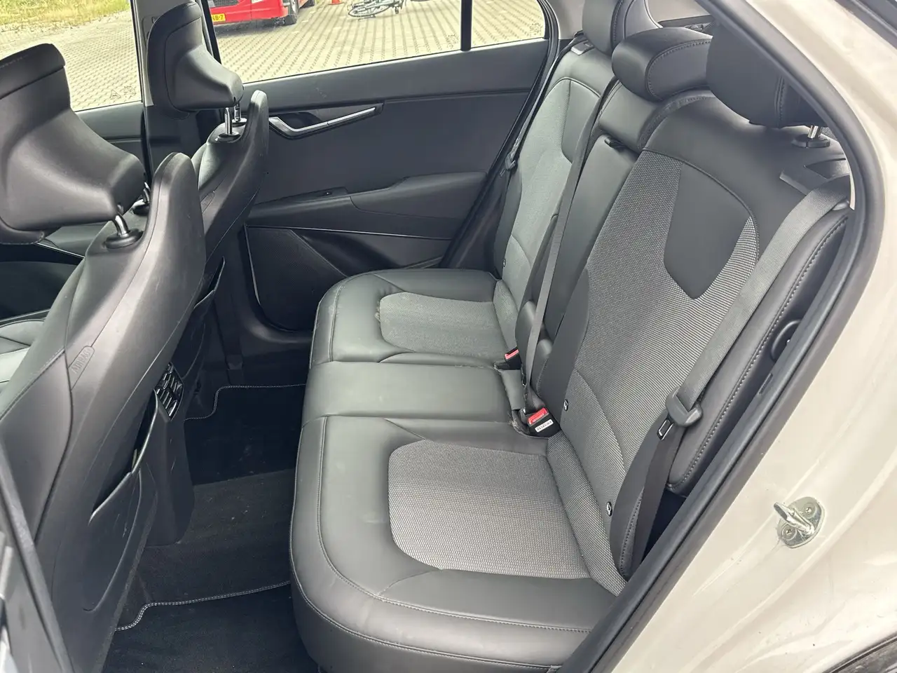 Kia Niro 1.6 GDi Hybrid ExecutiveLine |SCHADE PORTIER+DORPE 12