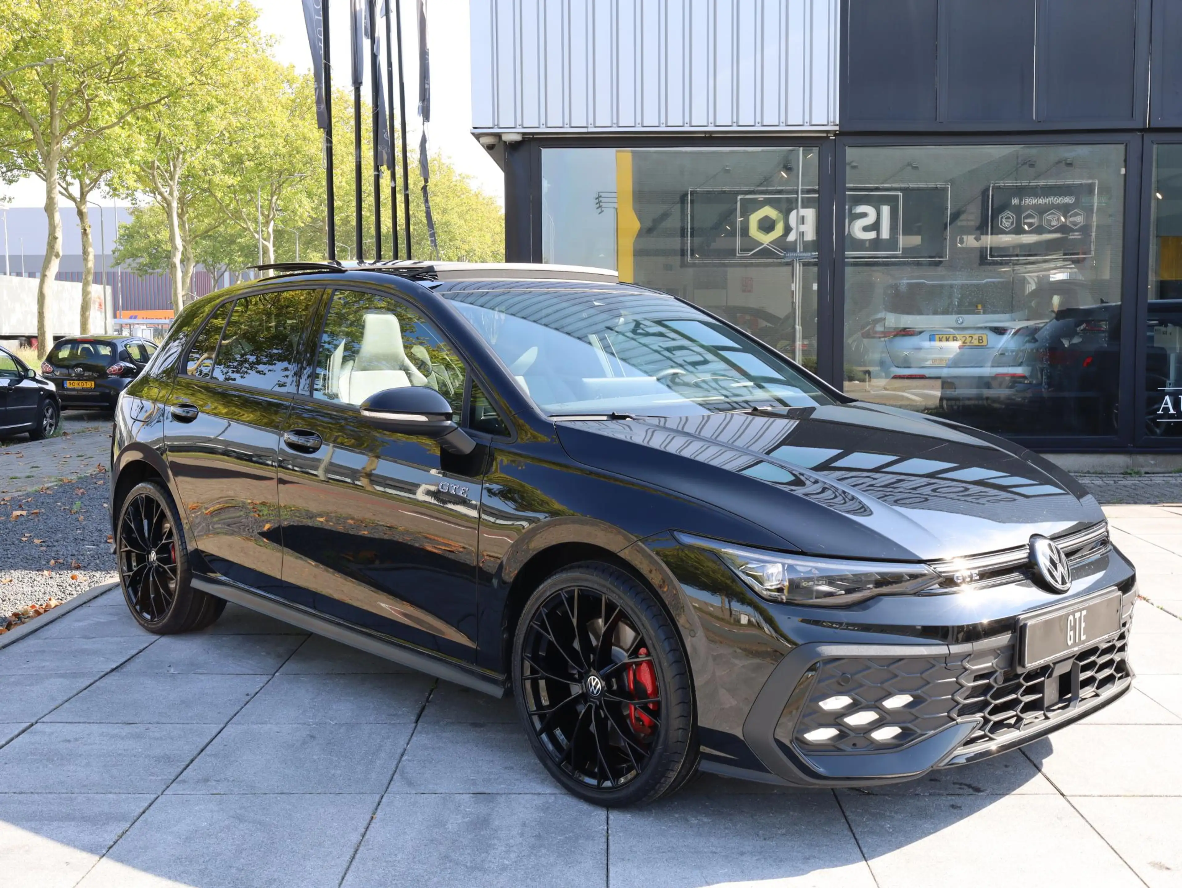 Volkswagen Golf GTE 1.5 eHybrid 272PK | Panodak | Leer | 19"Inch | Bla — photo 28
