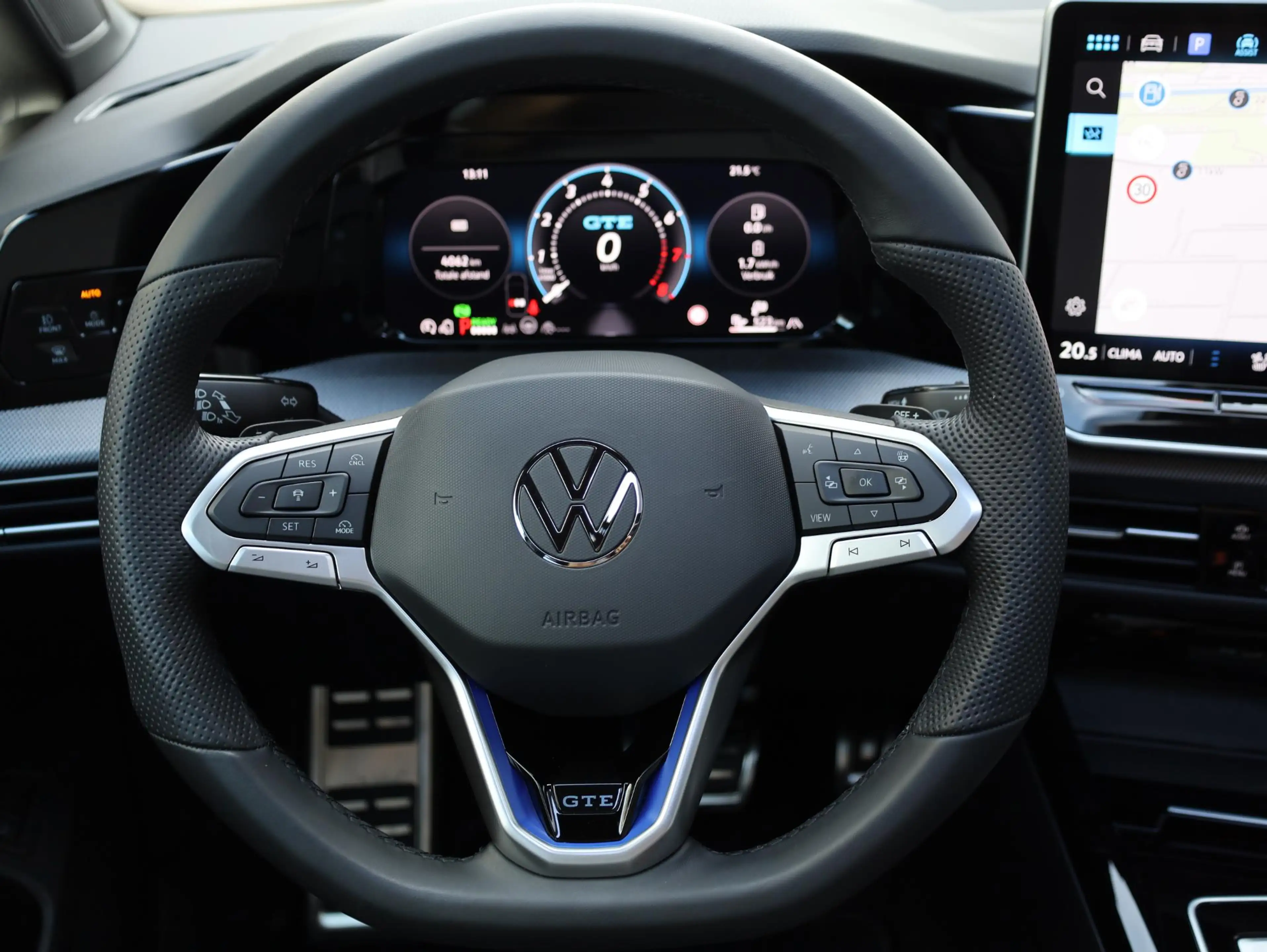 Volkswagen Golf GTE 1.5 eHybrid 272PK | Panodak | Leer | 19"Inch | Bla — photo 11