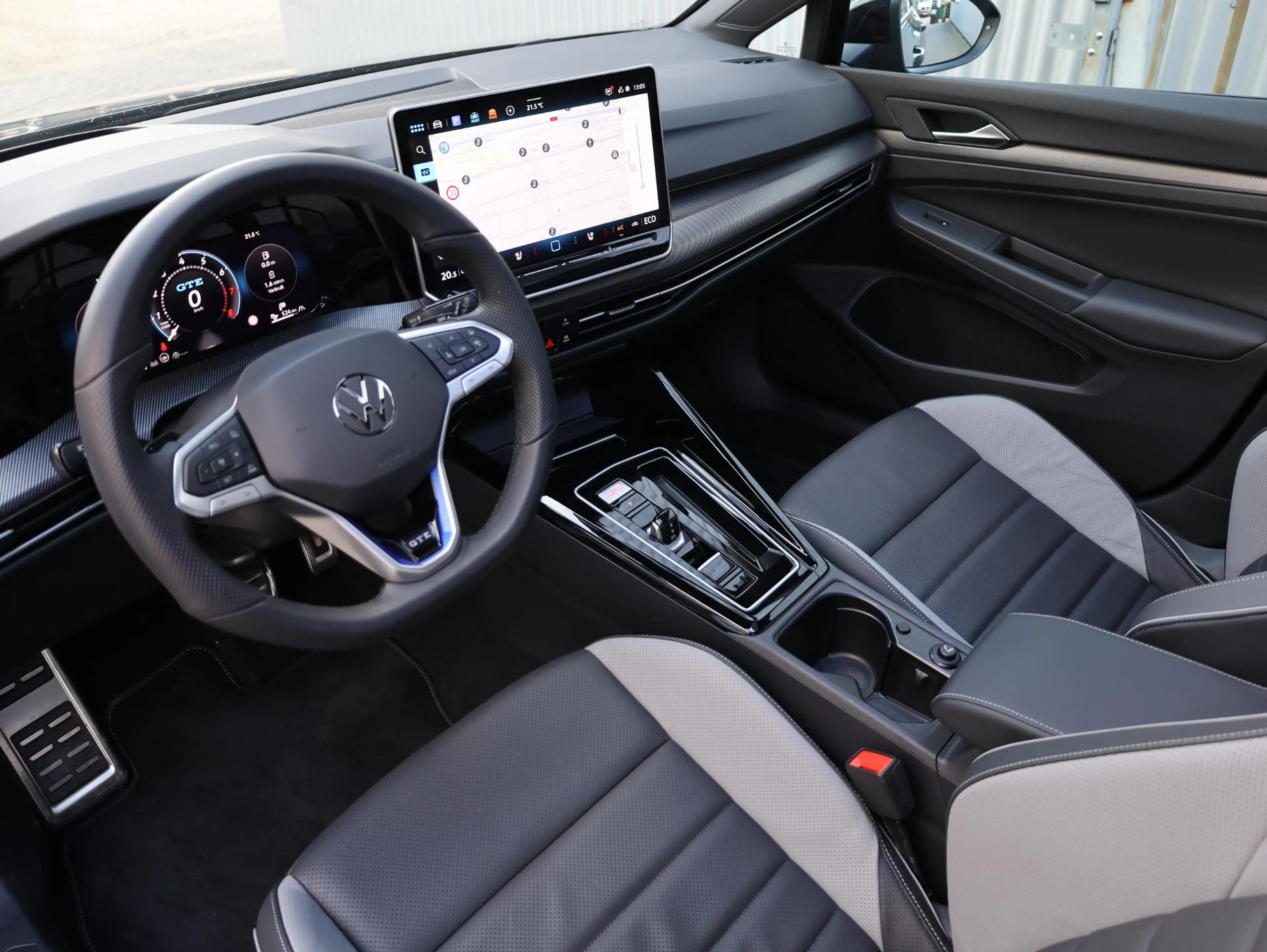 Volkswagen Golf GTE 1.5 eHybrid 272PK | Panodak | Leer | 19"Inch | Bla — photo 7
