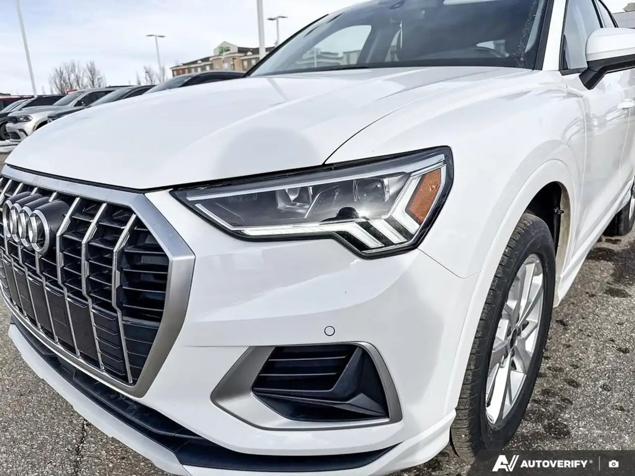 Audi Q3 снимка Audi Q3
