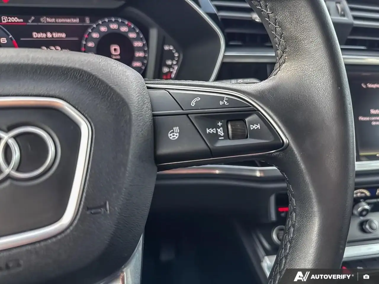 Audi Q3 снимка Audi Q3