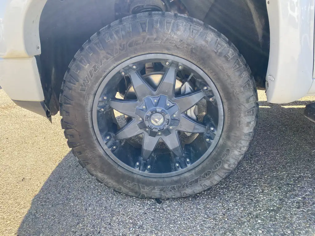 2019 GMC Sierra 1500 Crew Cab AT4 — photo 4
