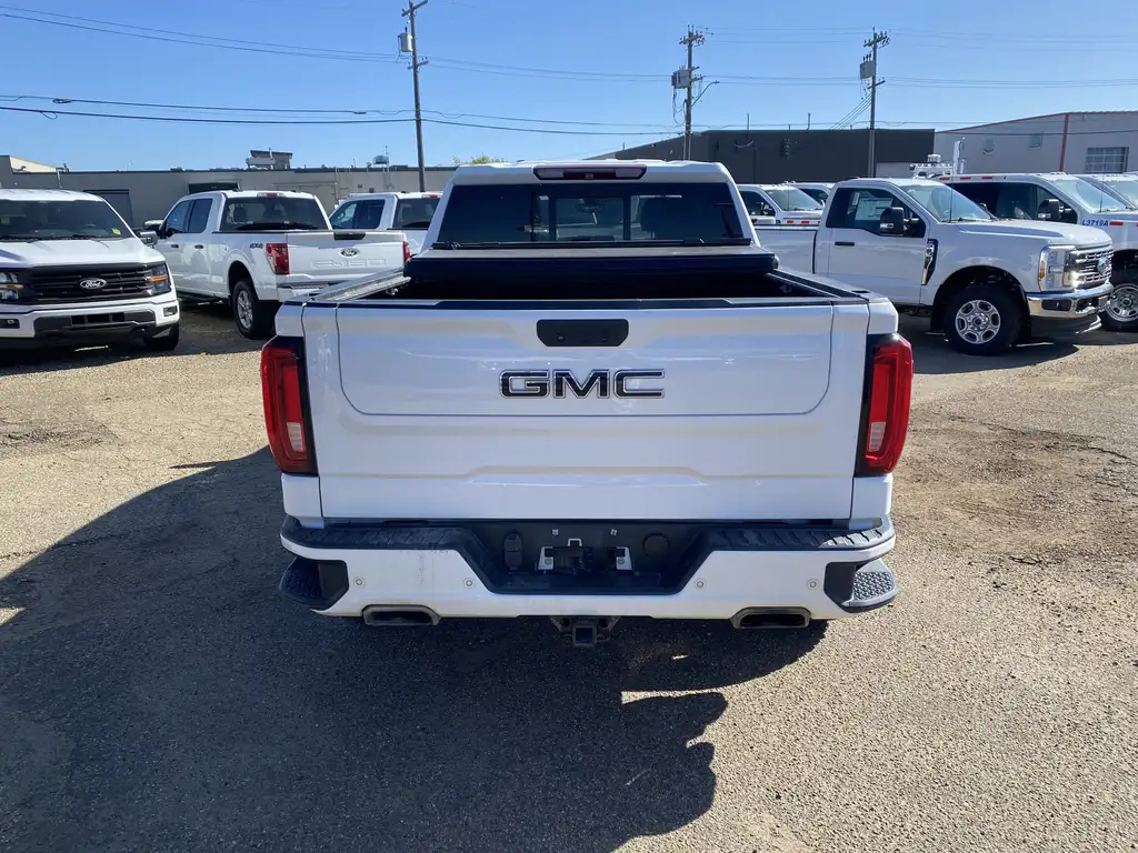 2019 GMC Sierra 1500 Crew Cab AT4 — photo 7