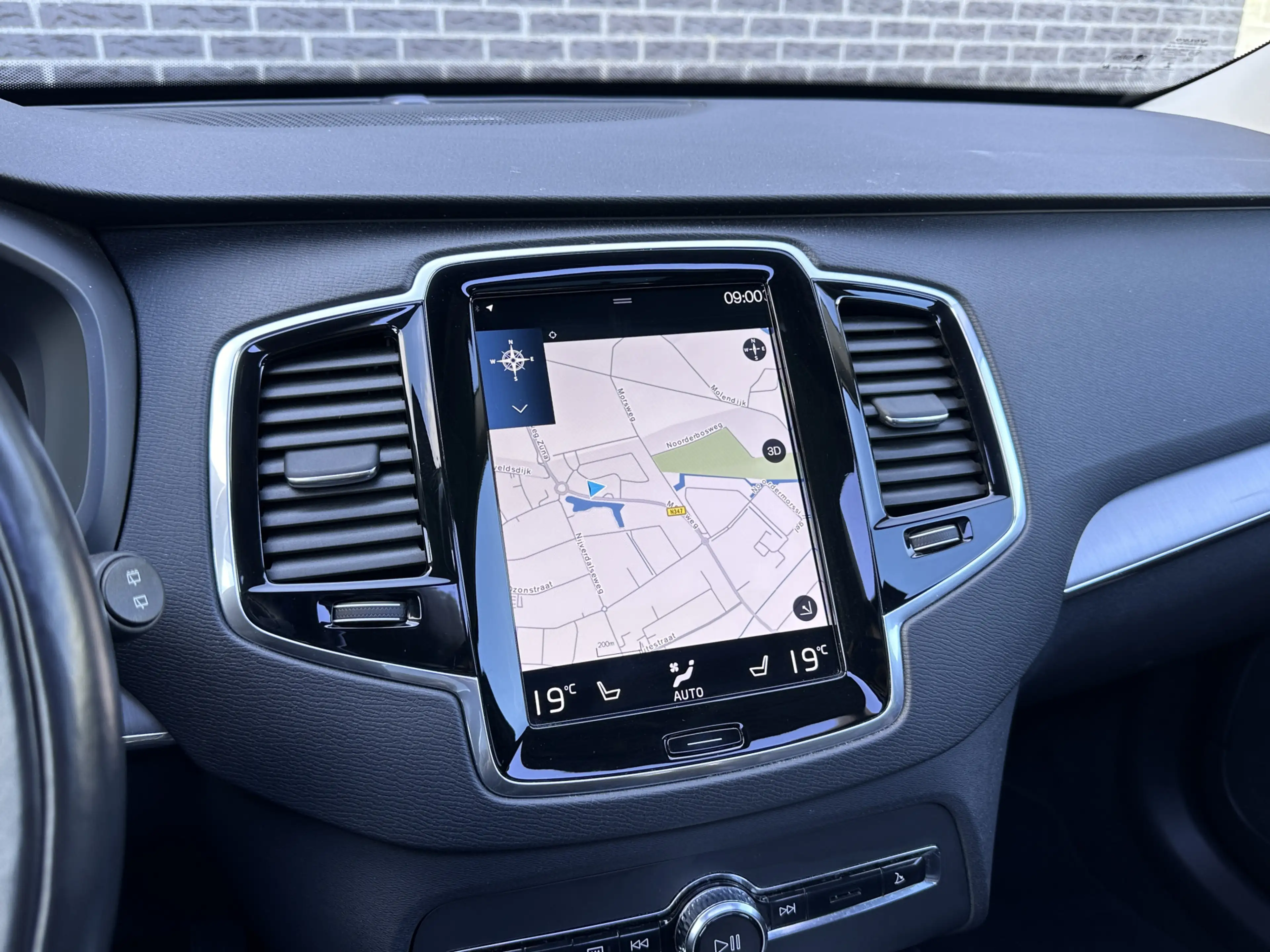 Volvo XC90 2.0 T8 Recharge AWD R-Design | Panorama | Keyless — photo 34