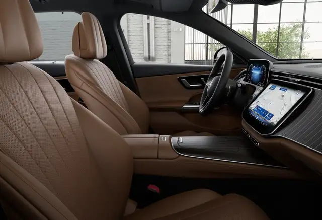 Mercedes-Benz E 300 de 4MATIC T-Modell mit EQ Hybrid Technologie Ansicht 24