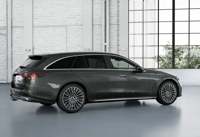 Mercedes-Benz E 300 de 4MATIC T-Modell mit EQ Hybrid Technologie Ansicht 12