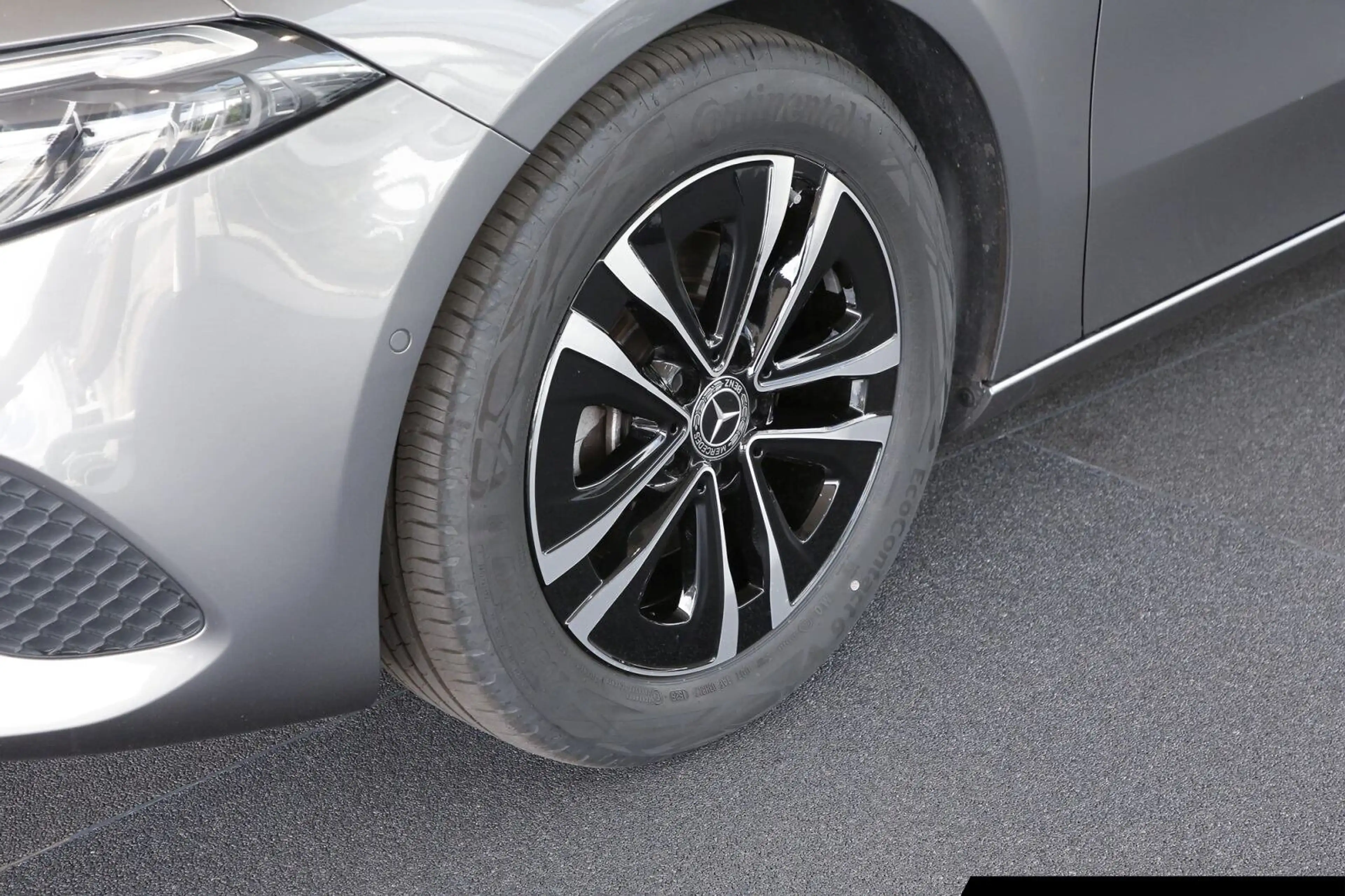 Mercedes-Benz A 180 A 180 Progressive/Autom./Winter-Pak./Fernl.-Ass. — photo 5