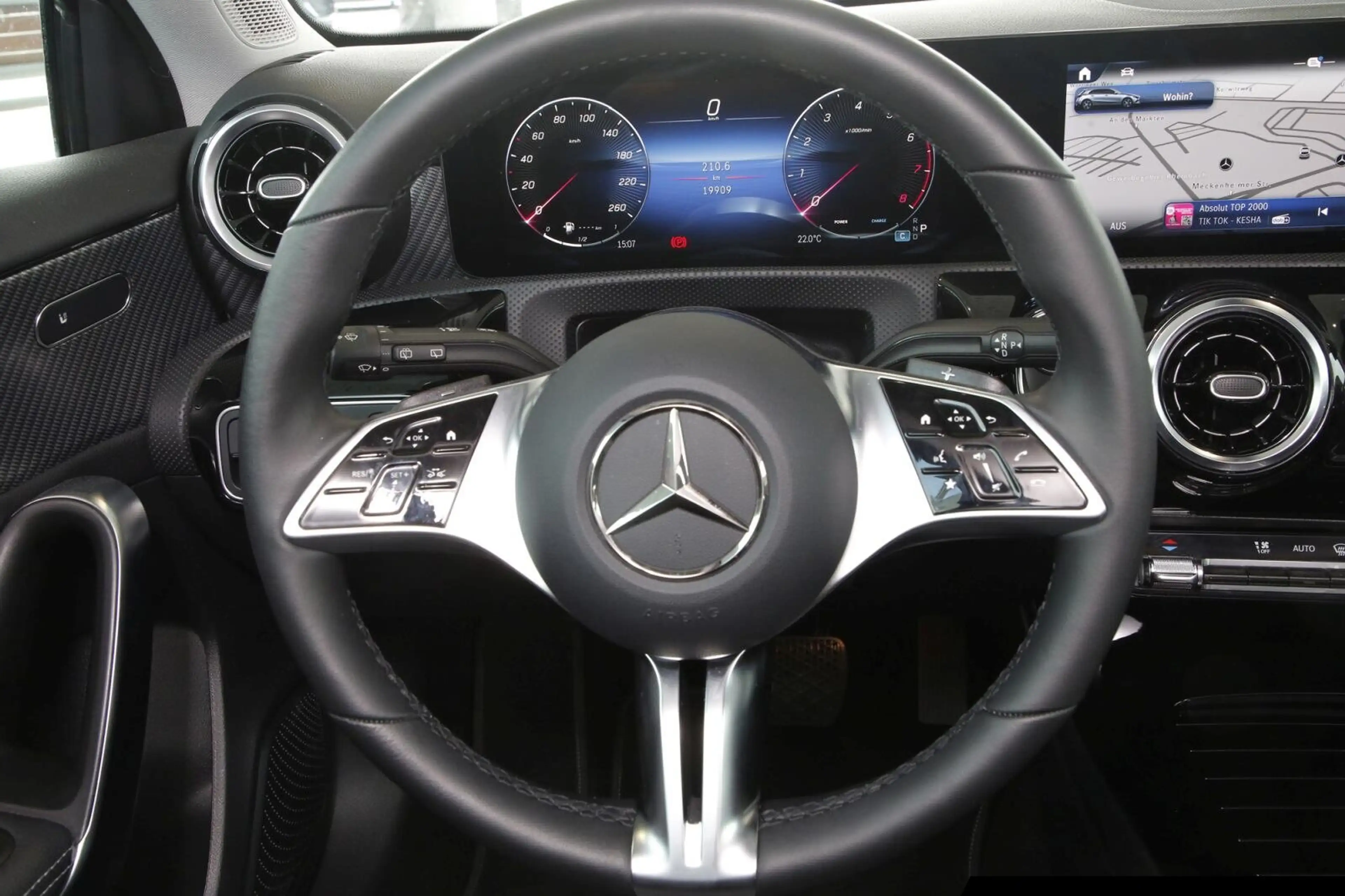 Mercedes-Benz A 180 A 180 Progressive/Autom./Winter-Pak./Fernl.-Ass. — photo 13
