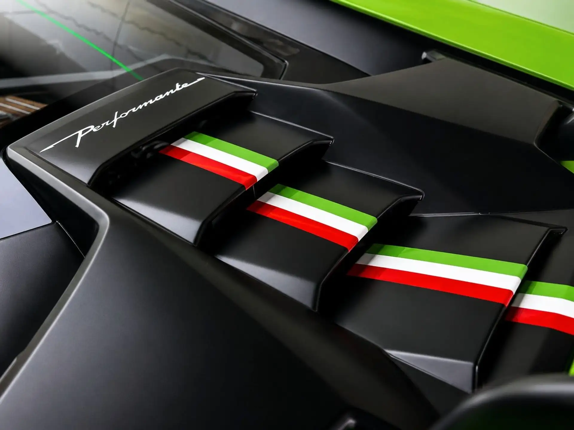 람보르기니 우라칸 2018 옐로 사진 8