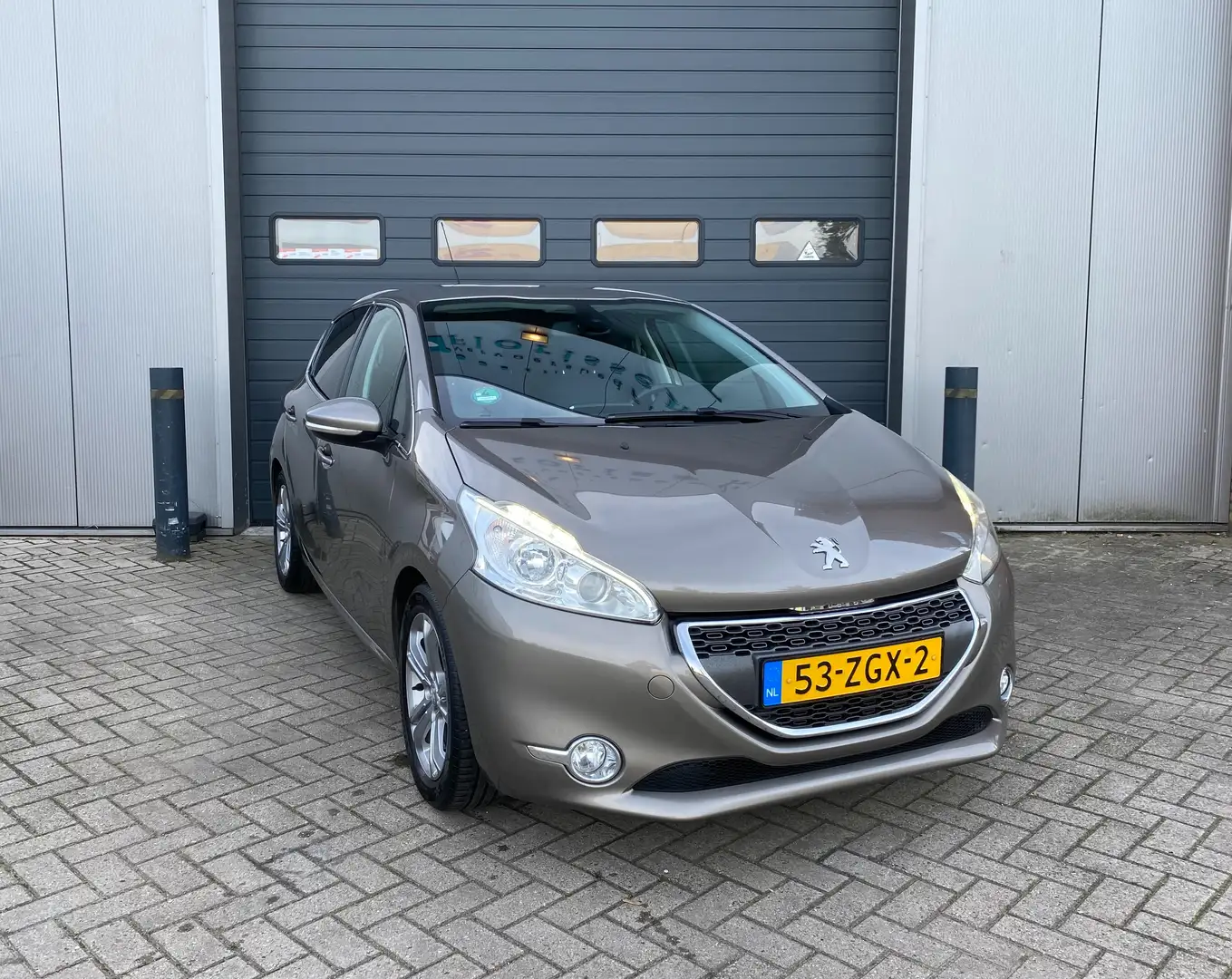 Peugeot 208 1.6 VTi Allure | Sportstoelen Grijs - 1