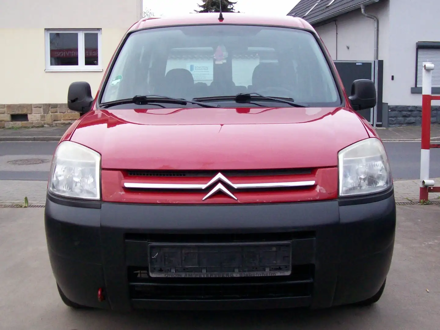 Citroen Berlingo 1.4 First Kombi Rojo - 1