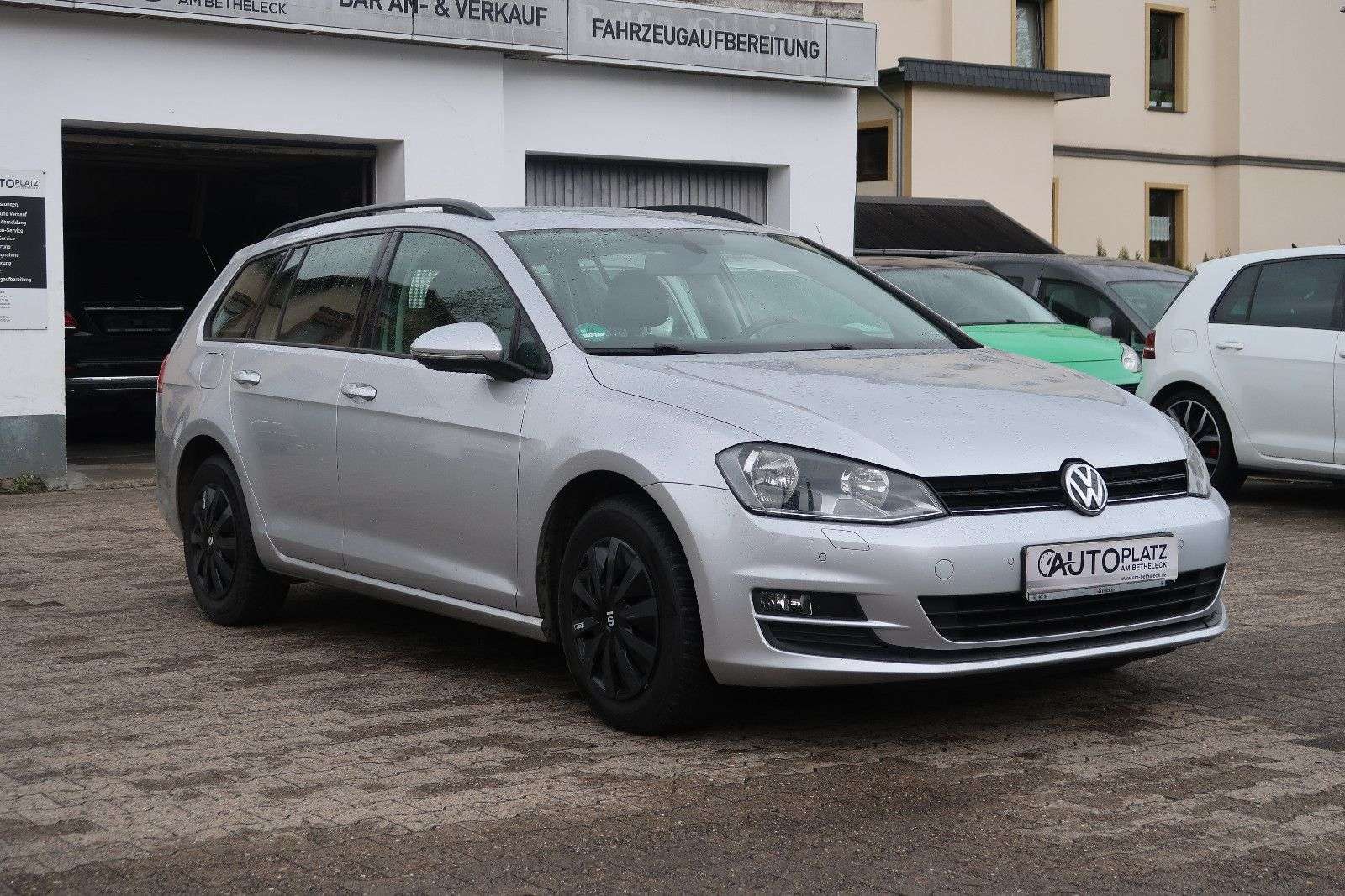 Second hand Volkswagen Golf 1.6