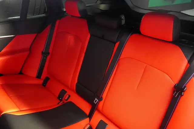 BMW M5 Touring Ansicht 17