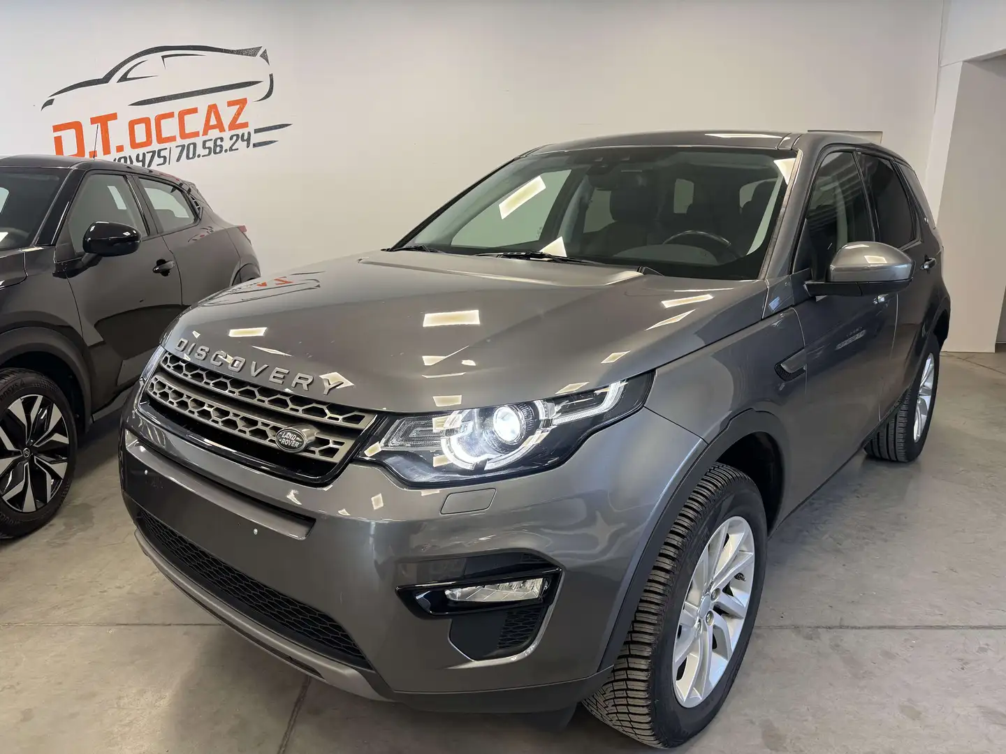 Land Rover Discovery Sport 2.0 TD4 HSE Gris - 1