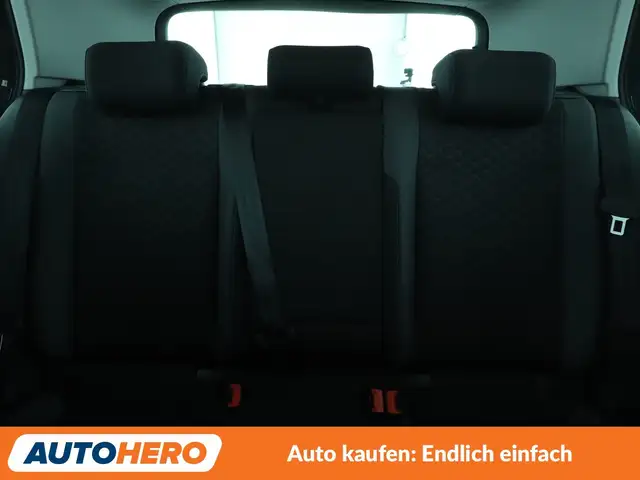 Volkswagen Golf view 15