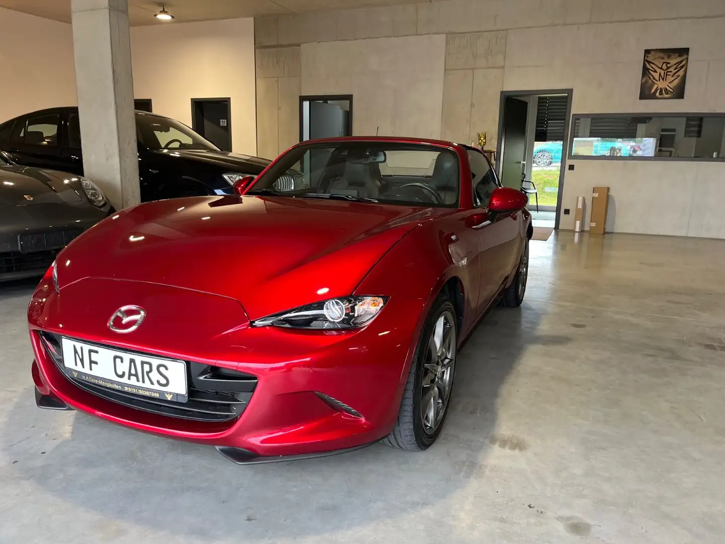 Mazda MX-5 Sports-Line RF 160,1.Hand,EURO6,TOP,Mwst. Červená - 1