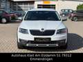 Skoda Octavia Combi Scout 4x4 DSG Wit - thumbnail 2