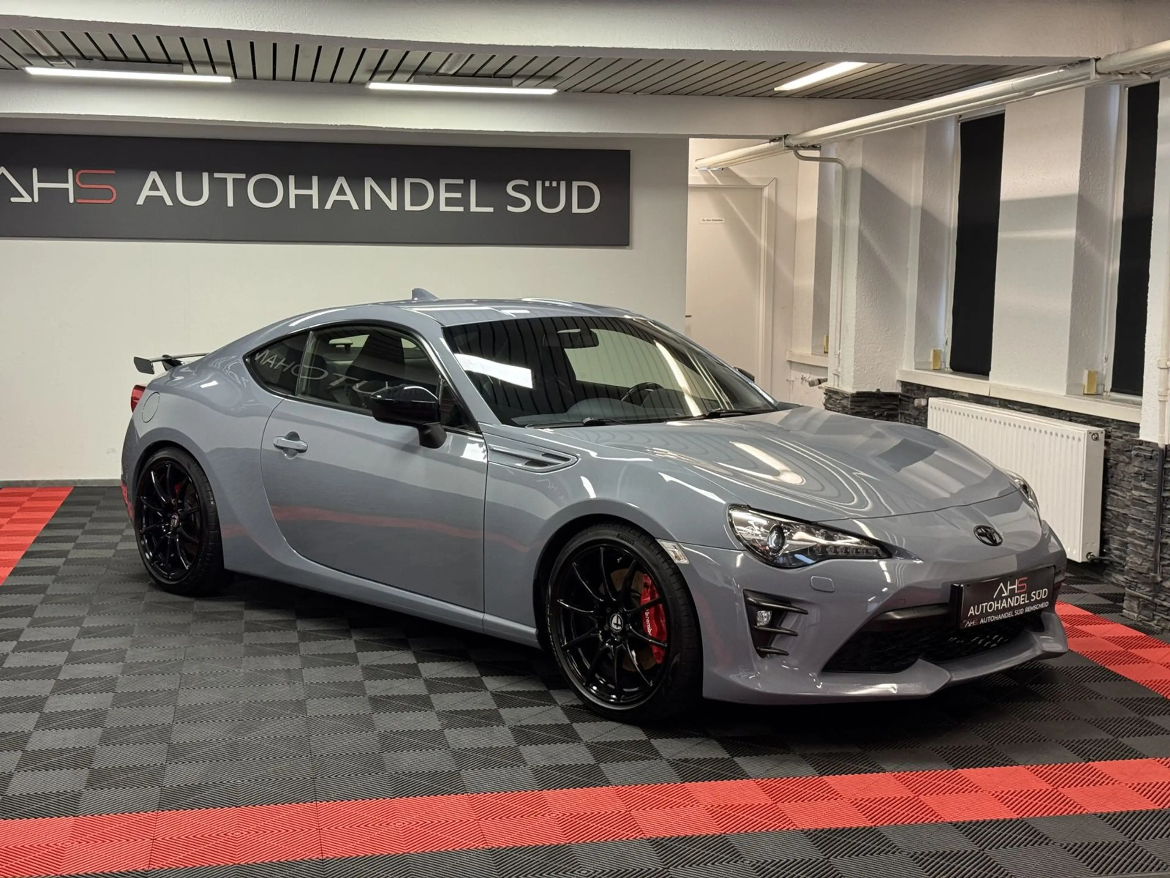 Toyota GT86 MILLTEK*TOMASON*KAMERA*SHZ* — photo 2