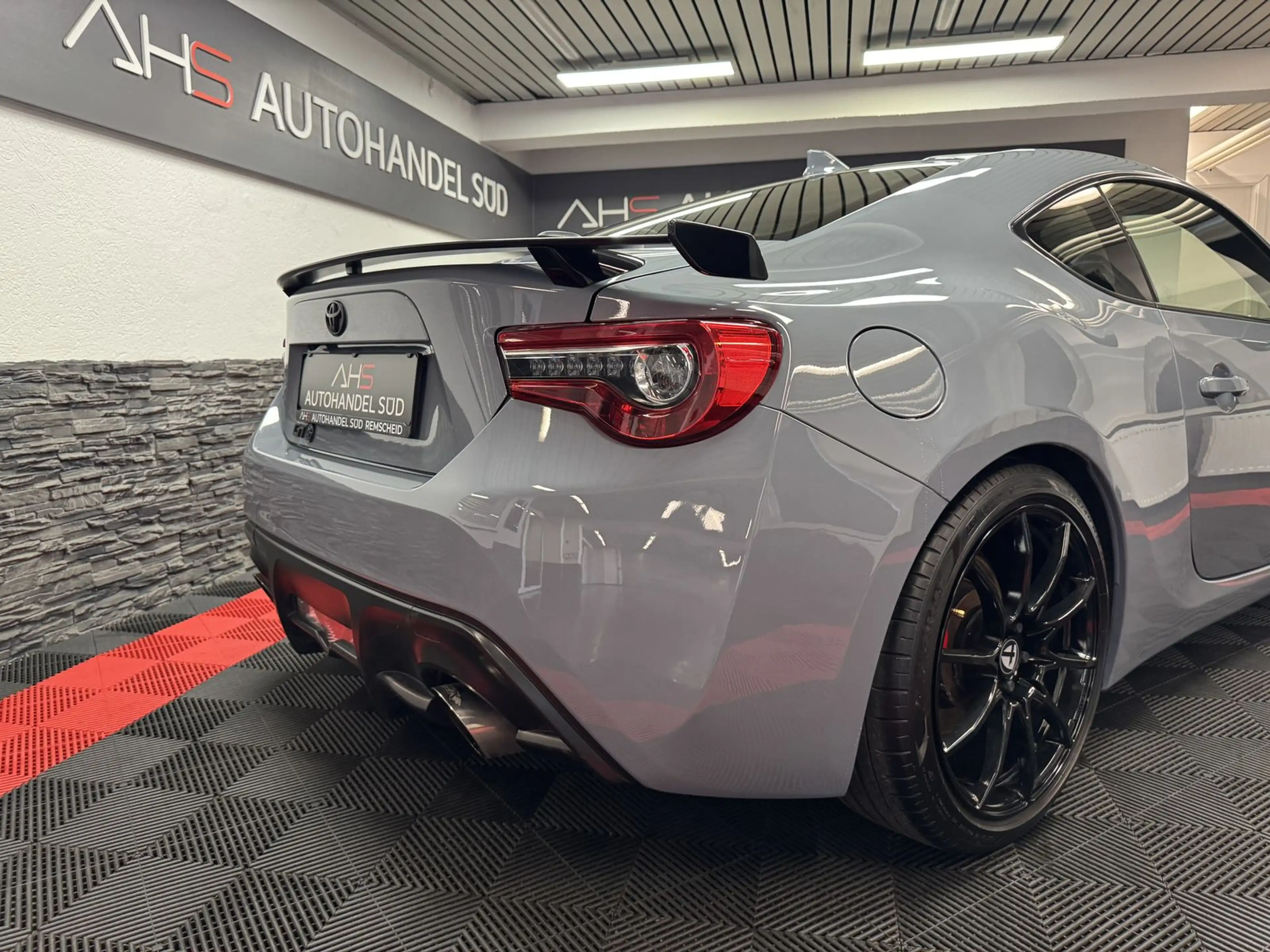 Toyota GT86 MILLTEK*TOMASON*KAMERA*SHZ* — photo 5