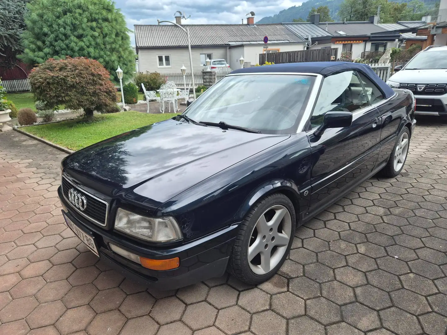 Audi Cabriolet Cabriolet 2,3 PS 133, 5 Zylinder NG Blau - 2