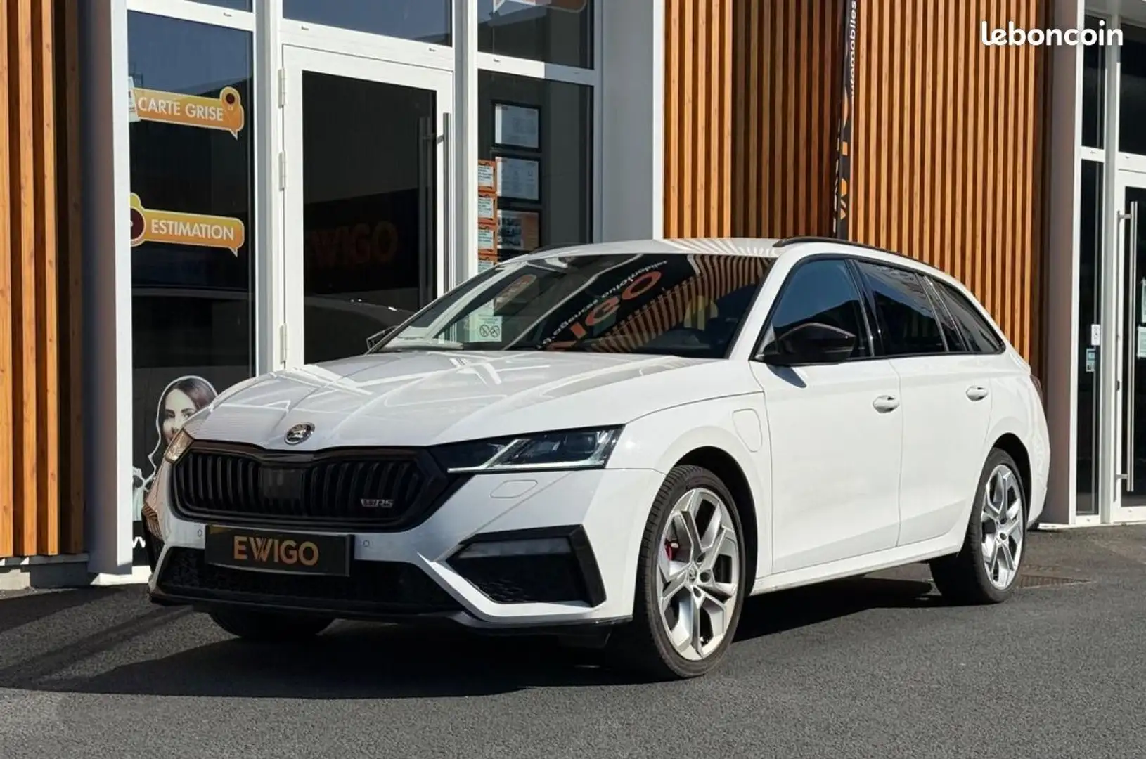 Skoda Octavia RS 1.4 TSI IV 245H 150 PHEV 4X2 DSG BVA Blanc - 2