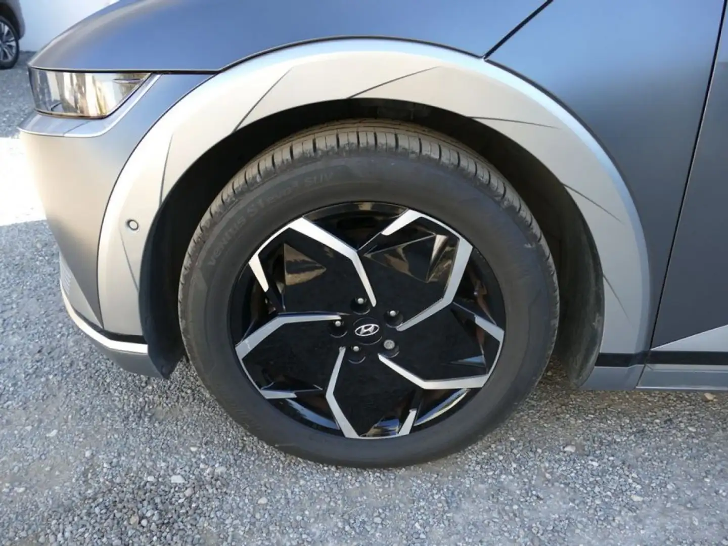 Hyundai IONIQ 5 73 kWh 218 Ch EXECUTIVE TOIT OUVRANT Gris - 2
