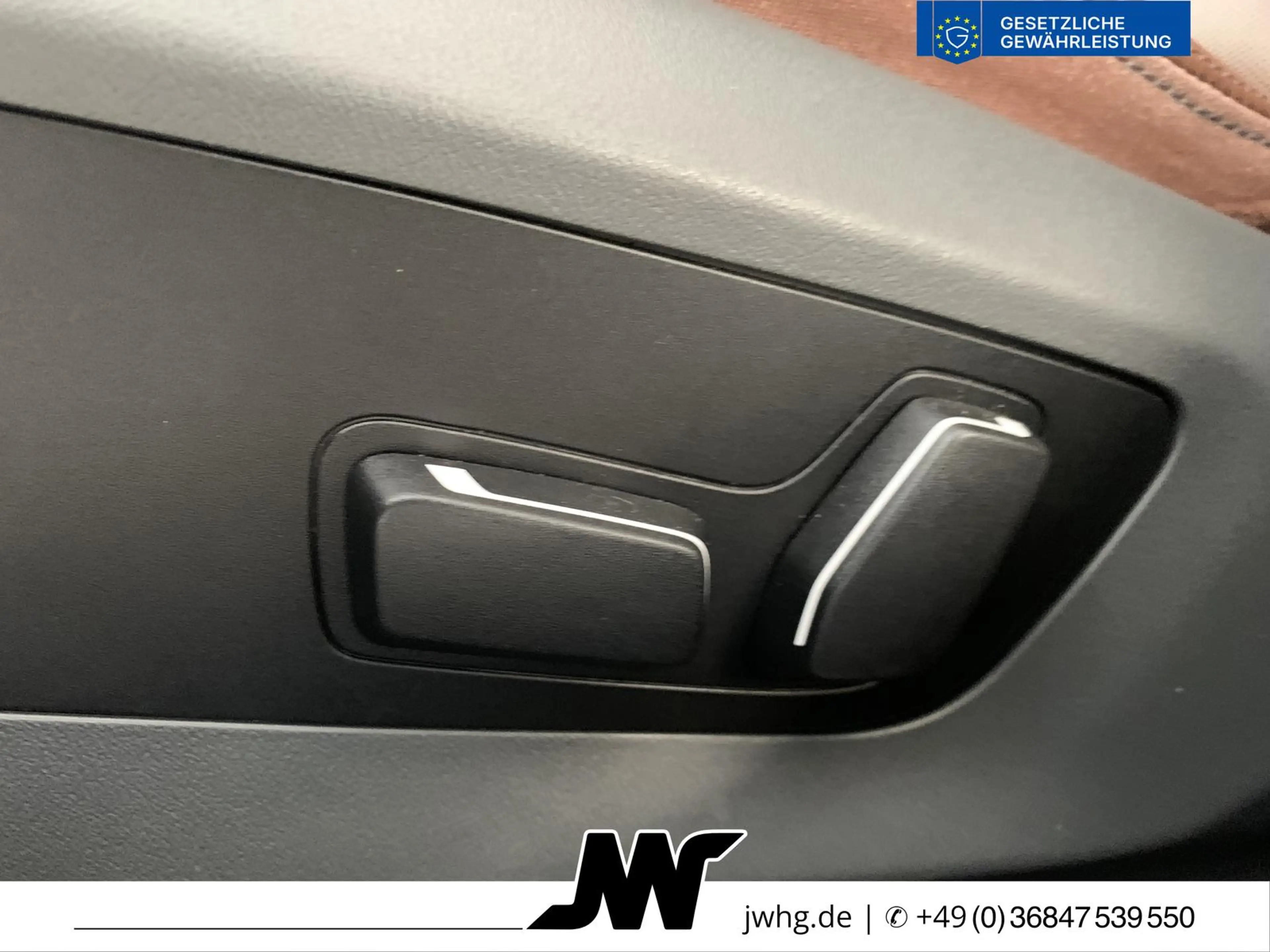 BMW 520 xDr M Sport Pro DrivingProf Pano HeadUp Inno — photo 12