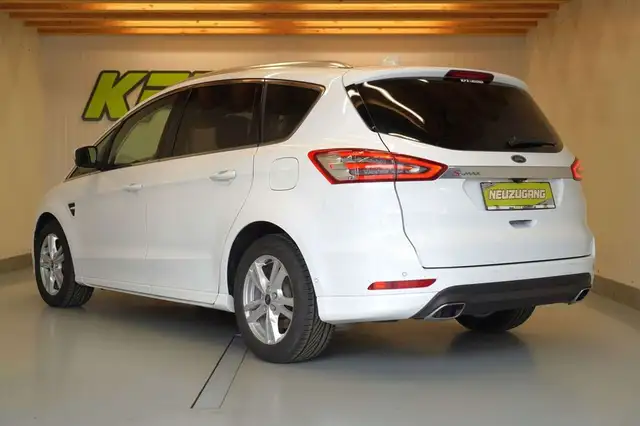 Ford S-Max view 7