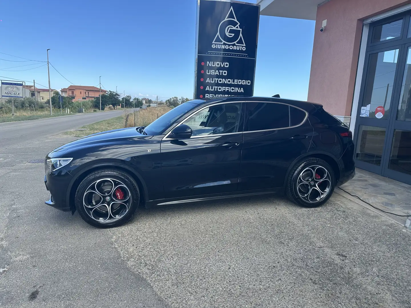 Alfa Romeo Stelvio 2.2 t Ti Q4 210cv auto Nero - 2