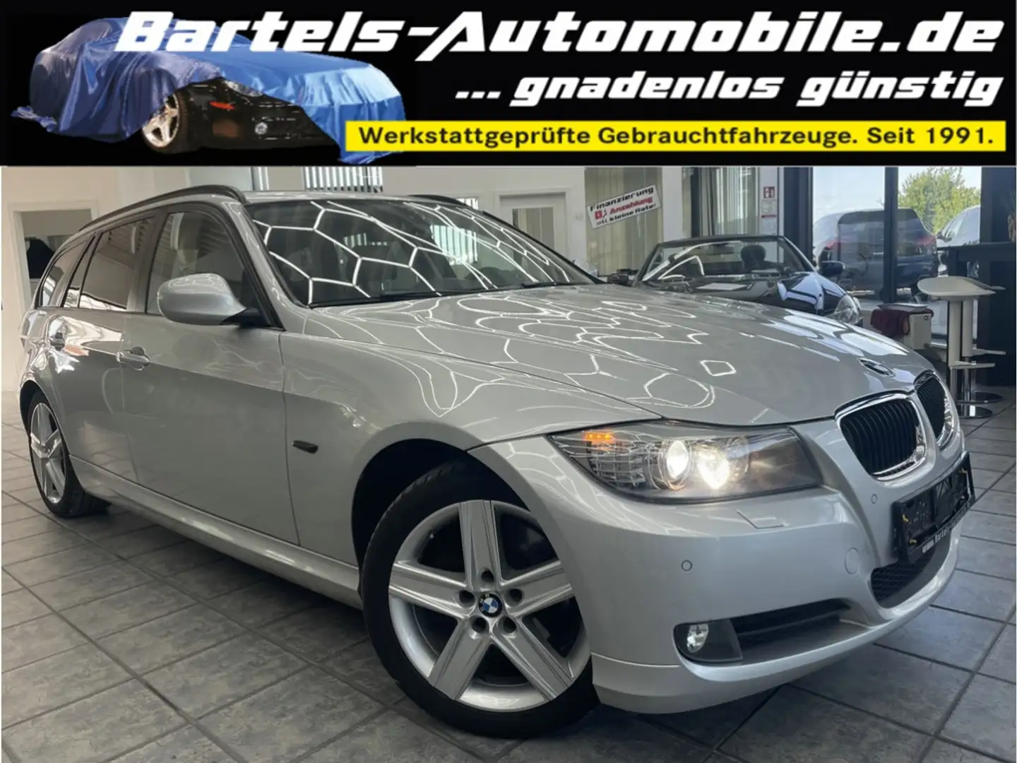 BMW 320 dA Touring, Leder, Panorama, Navi, Bi-Xenon Silber - 1