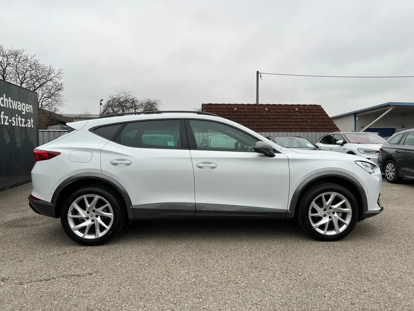 CUPRA Formentor 1,5 TSI DSG | ACC*RFK*NAVI Weiß - 2