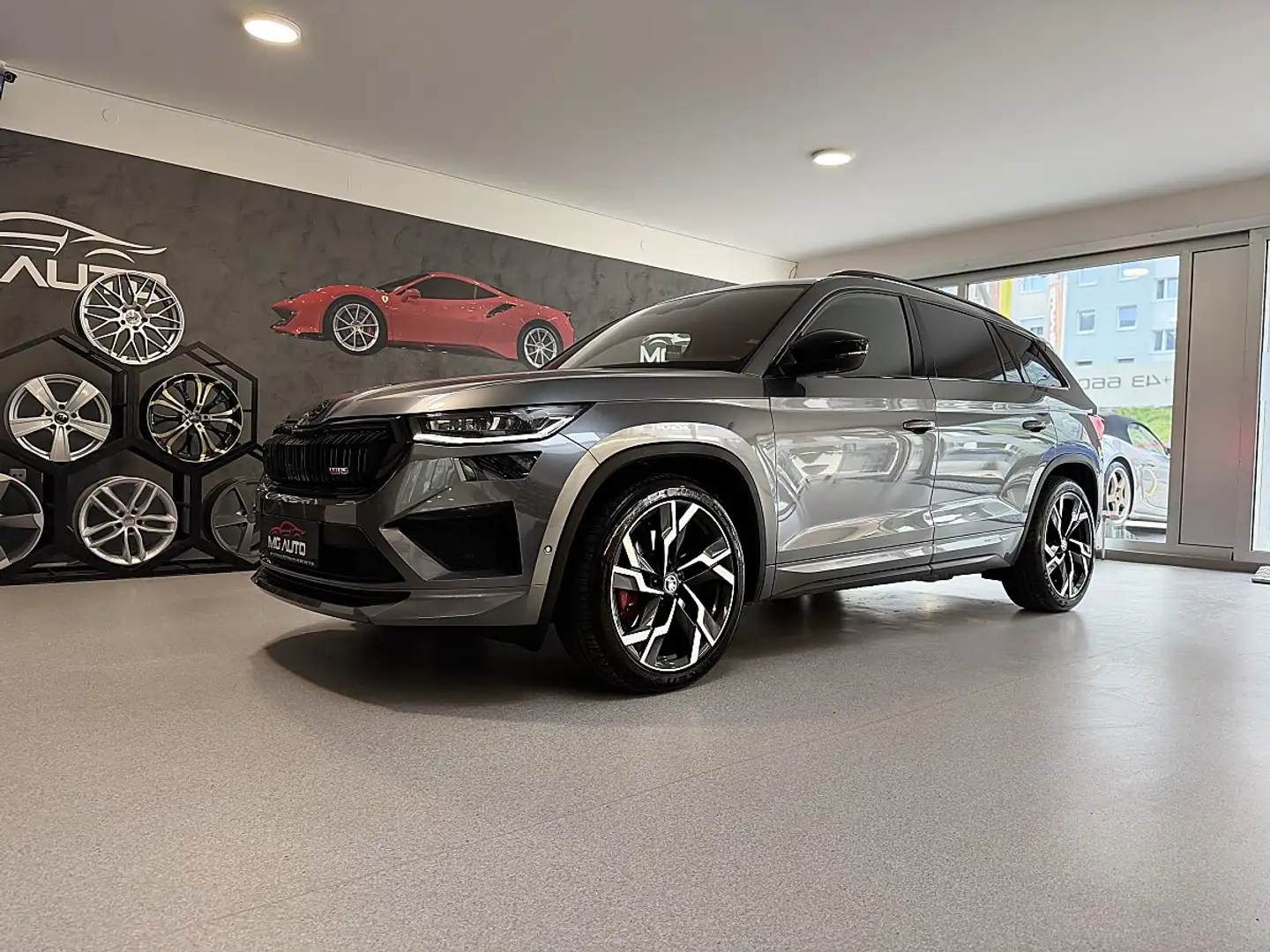 Skoda Kodiaq 2.0 4x4 DSG *RS*CANTON*SBL*360*NAPPA* Grau - 1