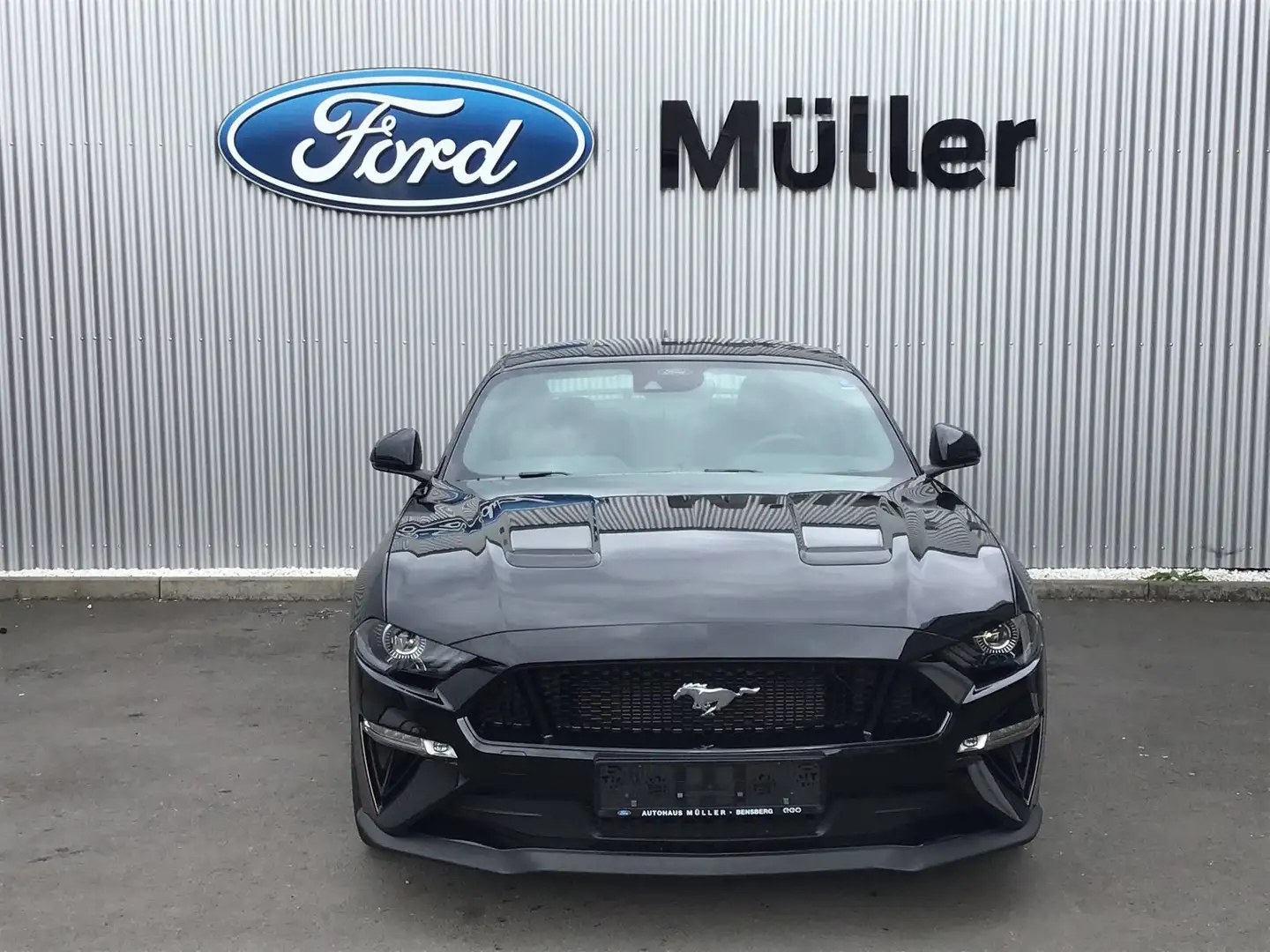 Ford Mustang 5,0 l V8 450PS Automatik Nero - 2