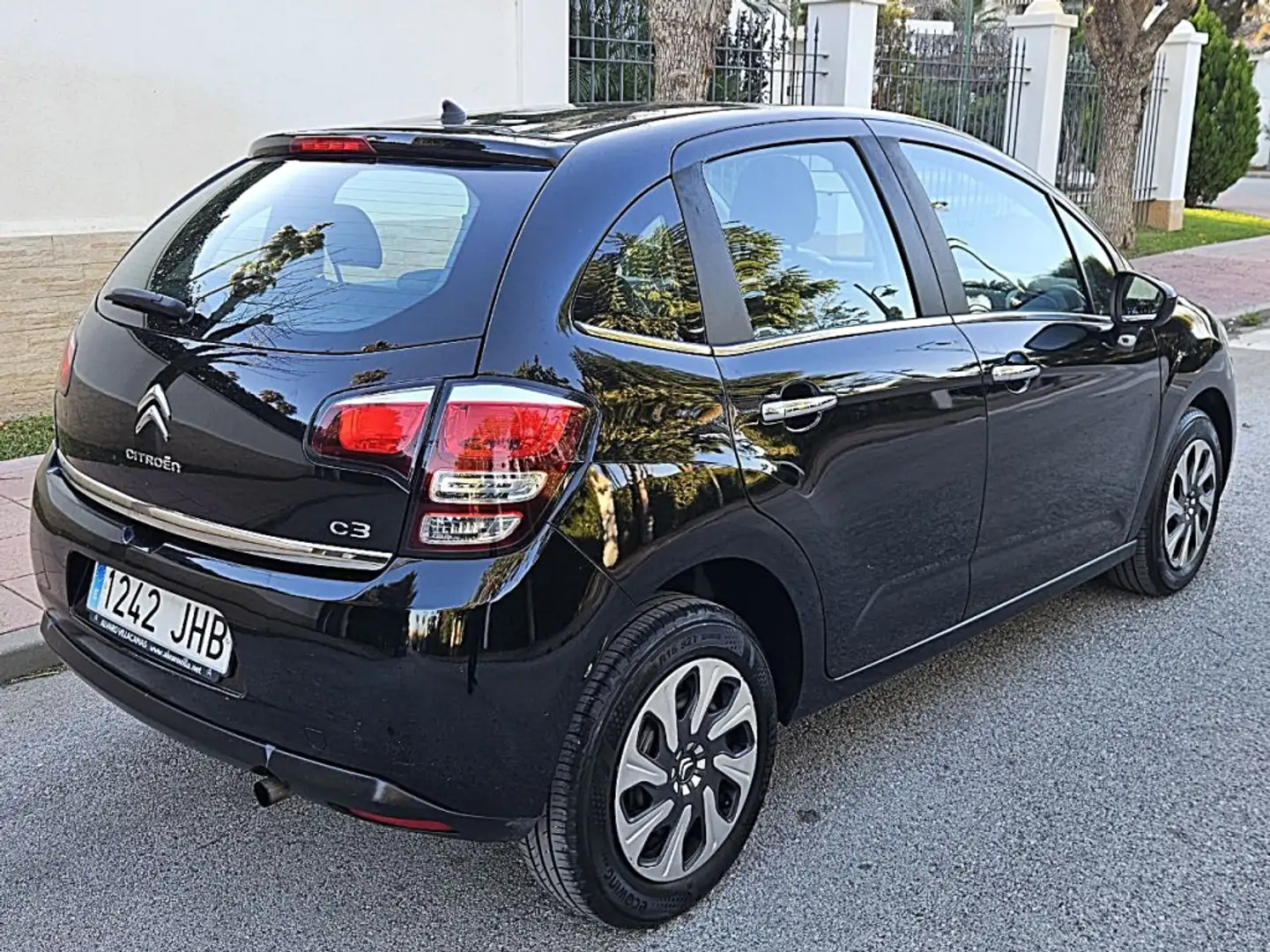 Citroen C3 1.0 PureTech Live Edition 68 Negro - 2