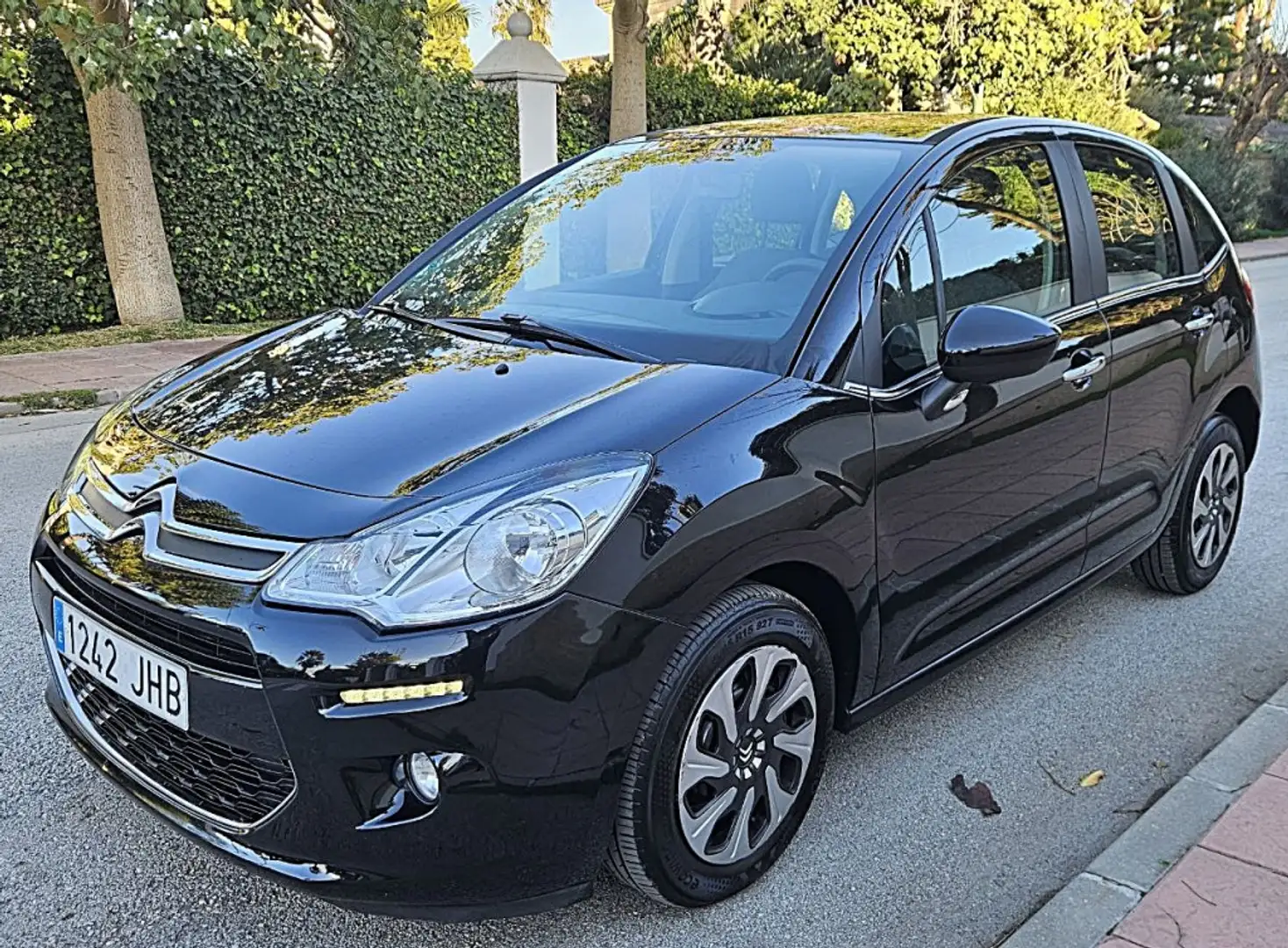 Citroen C3 1.0 PureTech Live Edition 68 Negro - 1